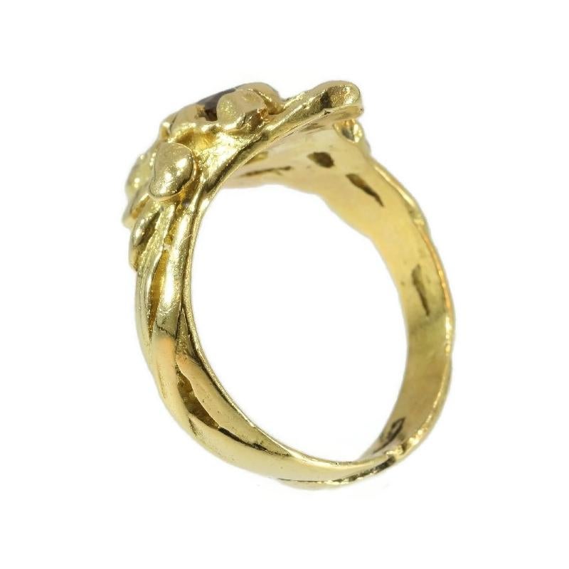 Art Nouveau Yellow Gold Diamond Flowery Engagement Ring, Unisex, 1900s For Sale 5