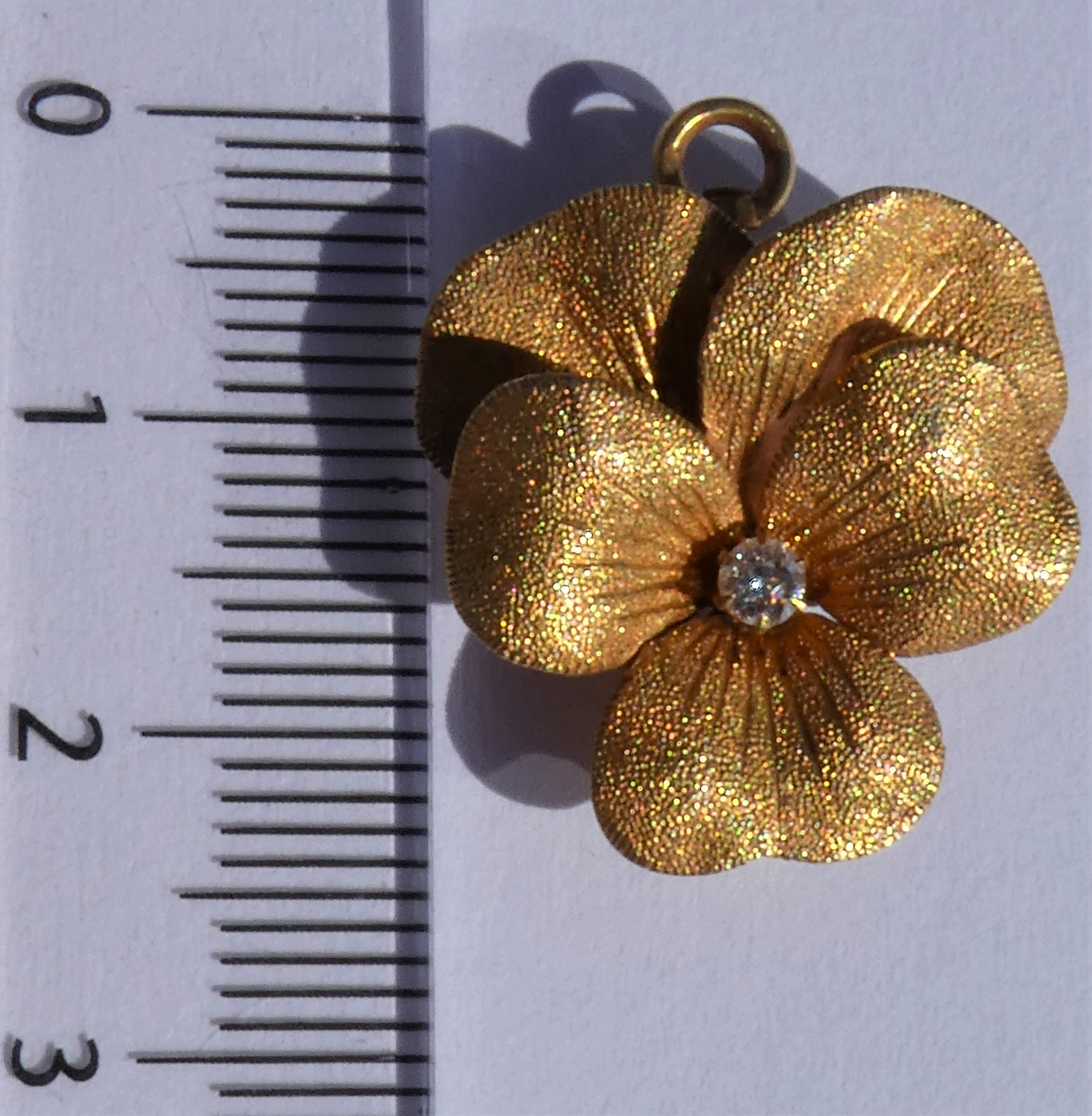 Women's Art Nouveau Yellow Gold Diamond Pansy Pendant Brooch
