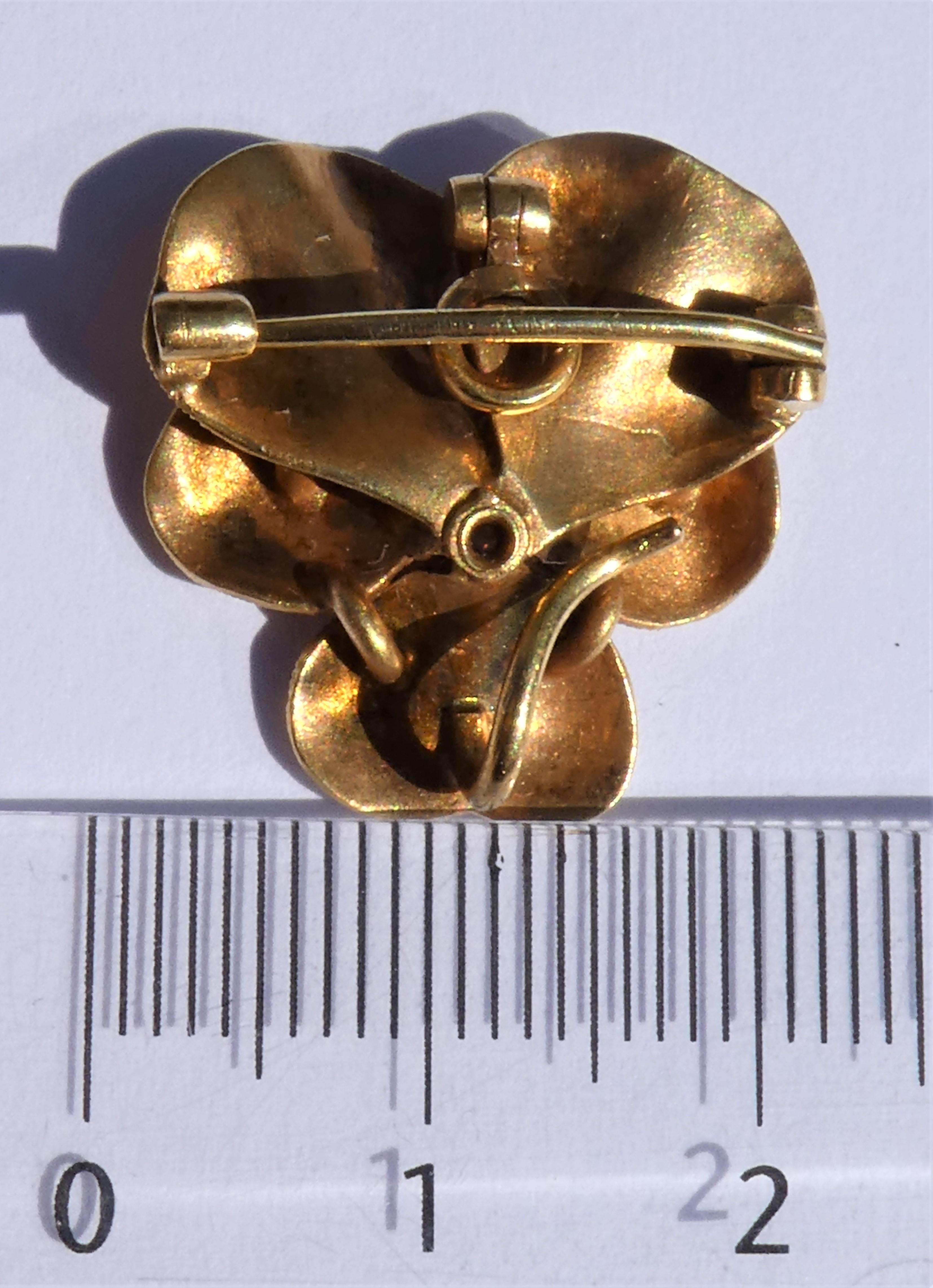 Art Nouveau Yellow Gold Diamond Pansy Pendant Brooch 1