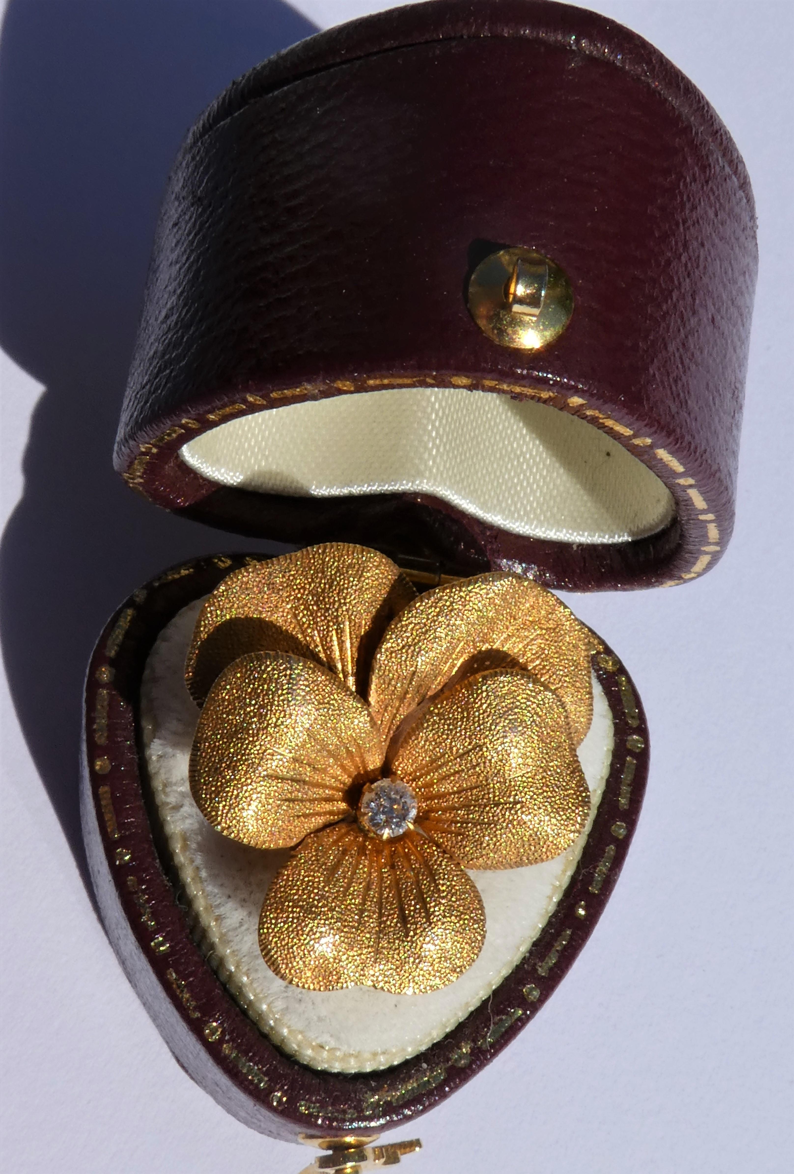 Art Nouveau Yellow Gold Diamond Pansy Pendant Brooch 2
