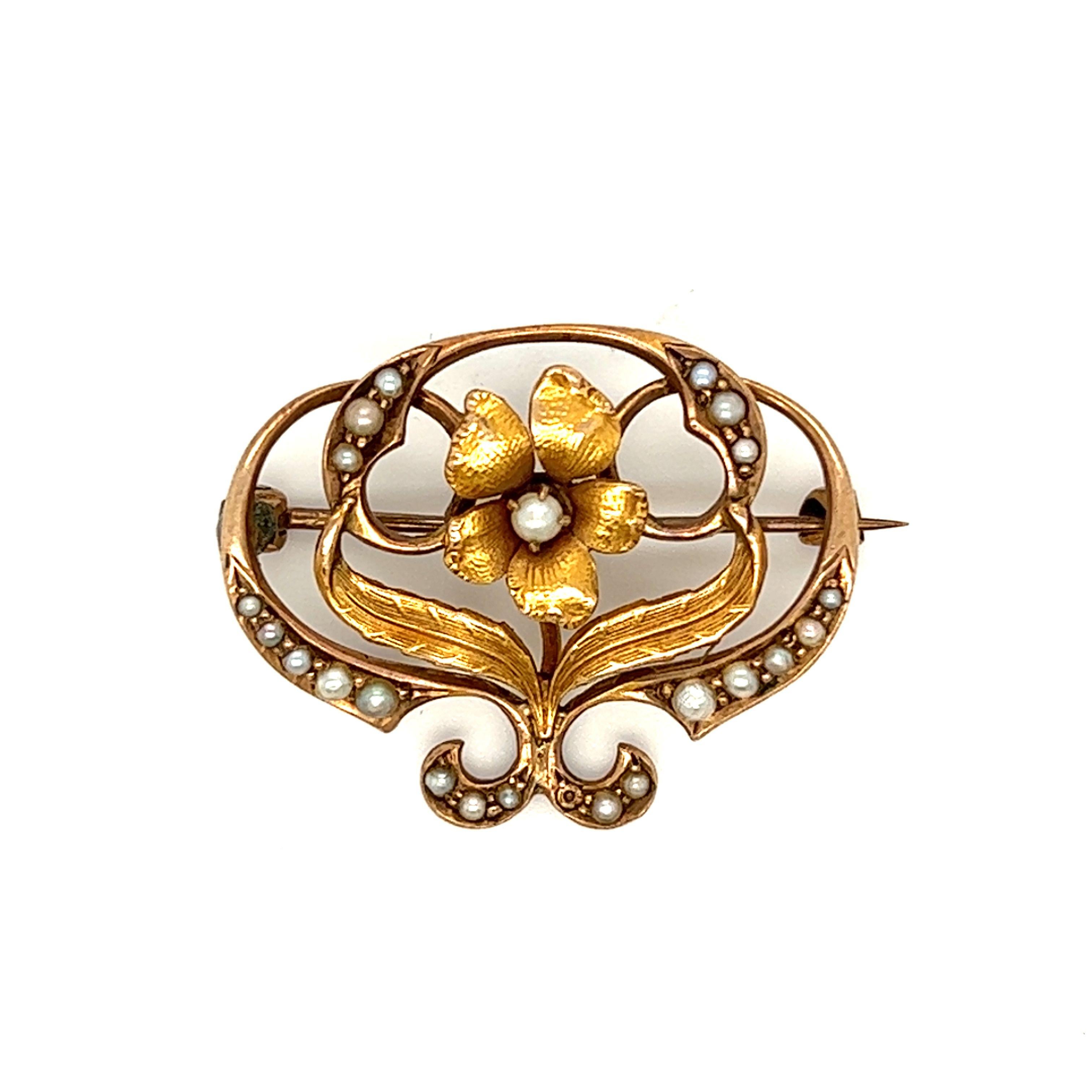 Art Nouveau Yellow Gold Seed Pearl Flower Brooch Pin For Sale 1