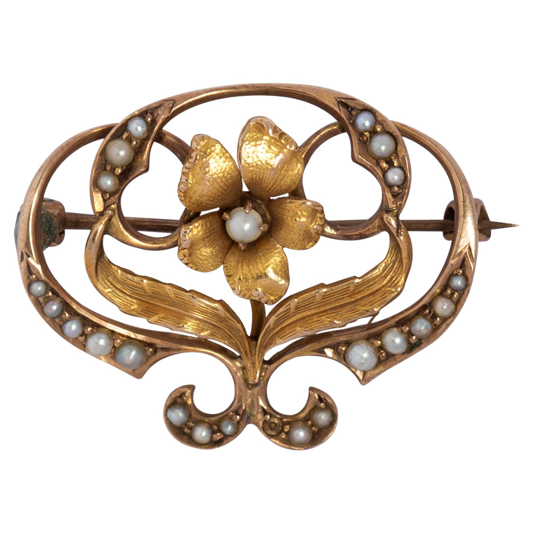 Art Nouveau Yellow Gold Seed Pearl Flower Brooch Pin For Sale