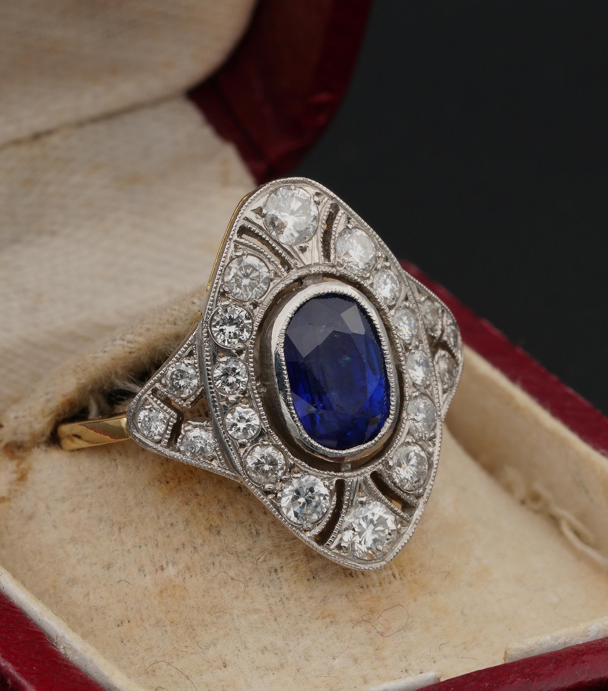 Art Nouveau 1.90 Ct Natural Sapphire 1.30 Ct Diamond Ring In Good Condition For Sale In Napoli, IT