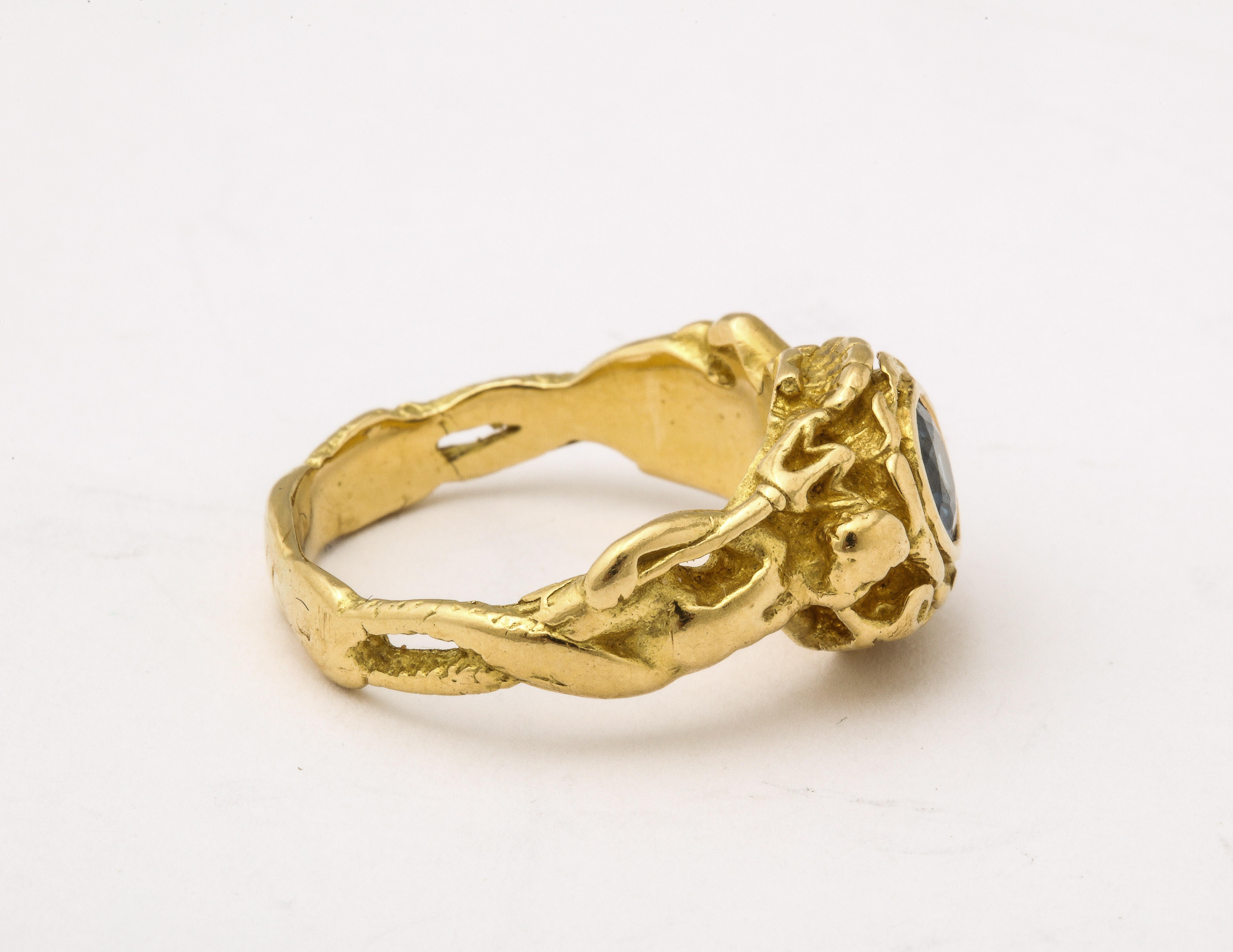 Bague Dieu et Déesse française en saphir naturel Art Nouveaui en vente 2