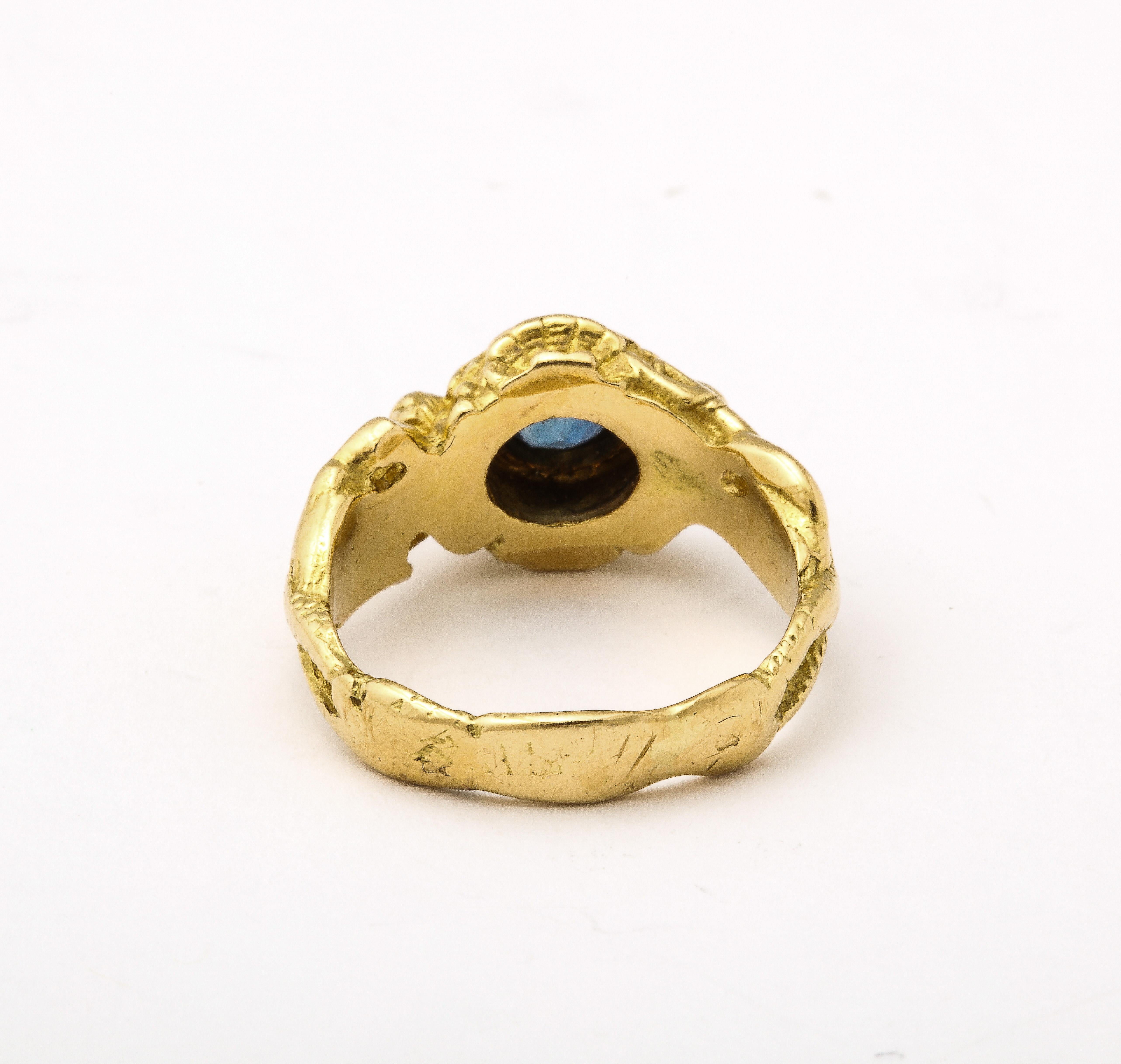 Bague Dieu et Déesse française en saphir naturel Art Nouveaui en vente 3