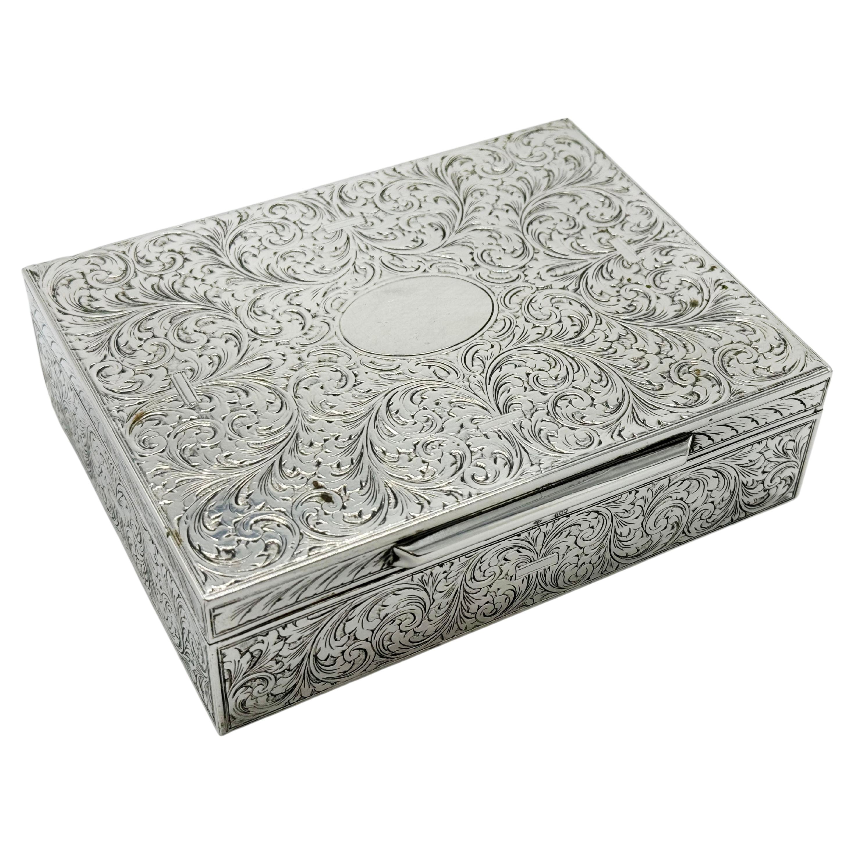Joyero alemán de plata Art Noveade 800