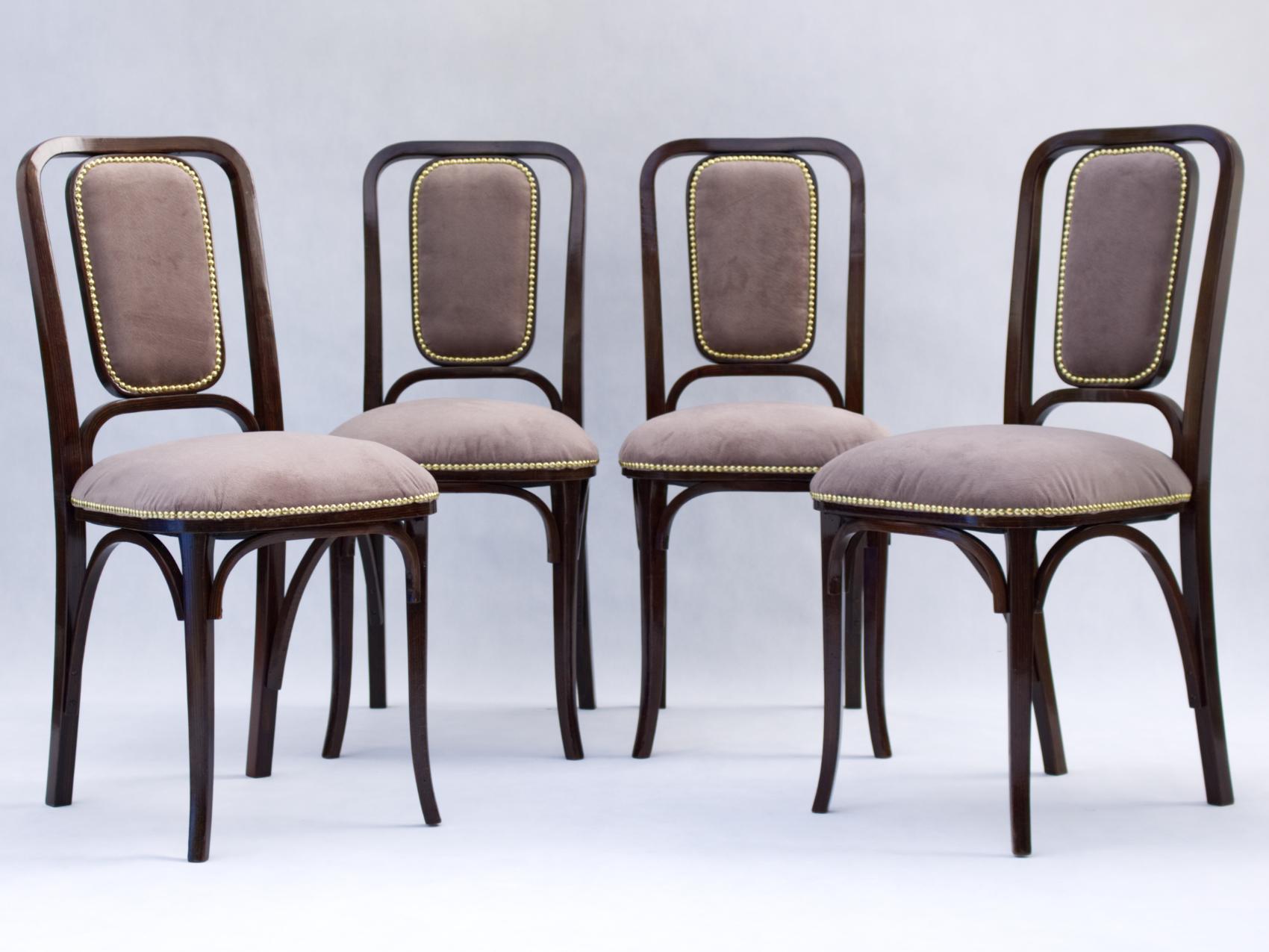 Art Noveau Bentwood Chairs, Early 20th Century, Circa 1905 For Sale 3