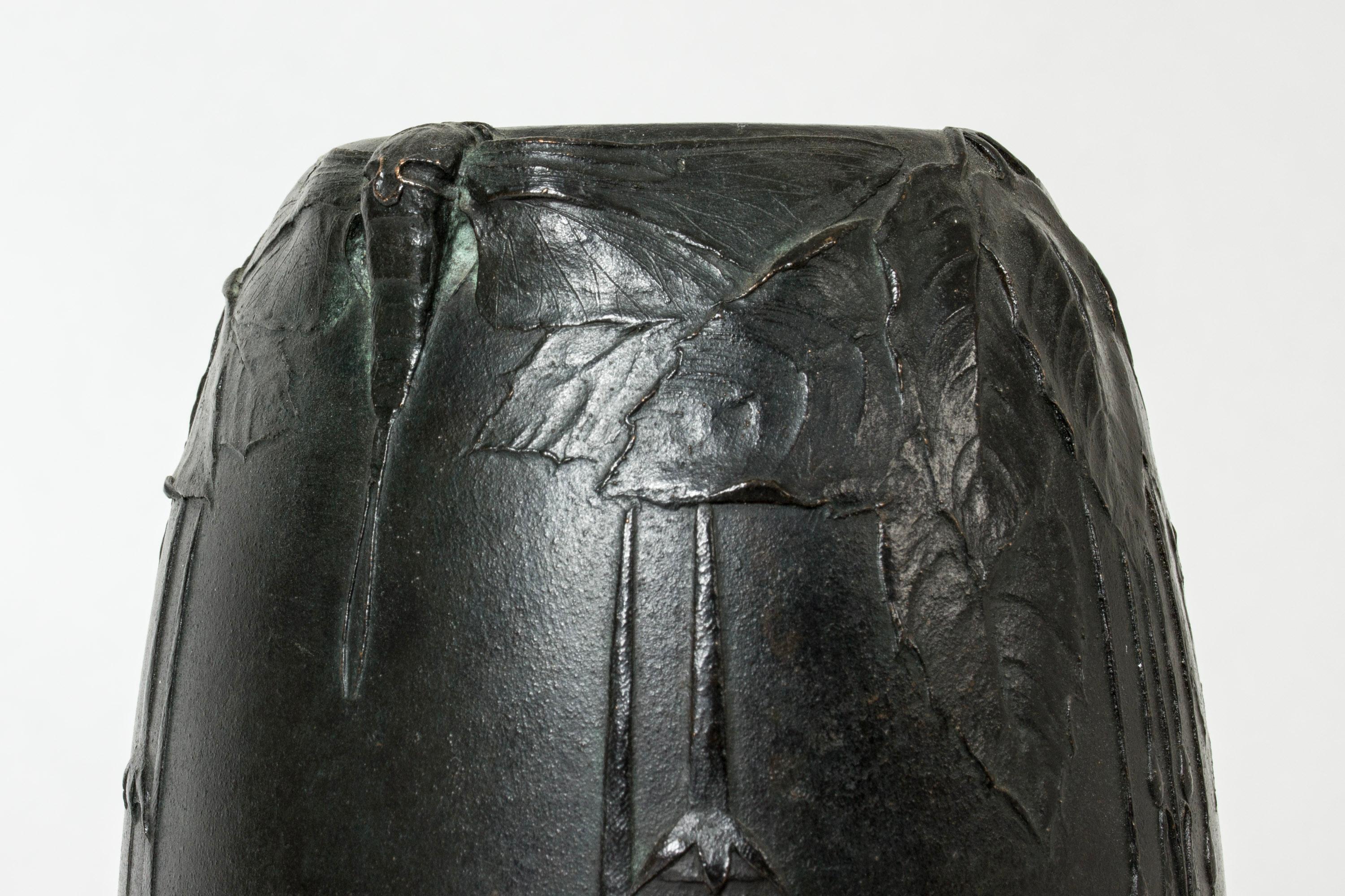 Art Noveau Bronze vase by Hugo Elmqvist, Sweden, ca 1900 For Sale 1
