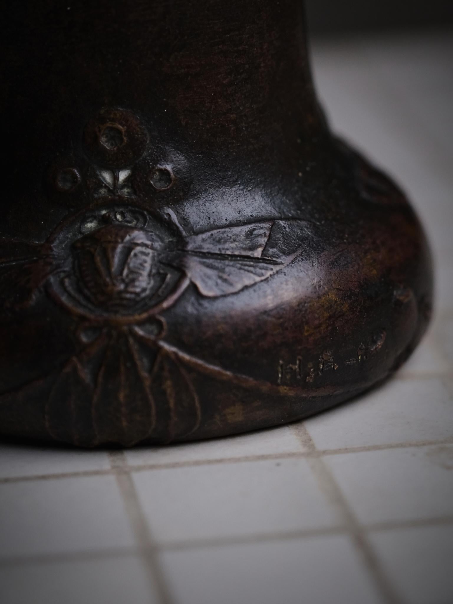 Vaso in bronzo Art Noveau di Hugo Elmqvist, Svezia, inizio XX secolo In condizioni buone in vendita a Eskilstuna, SE