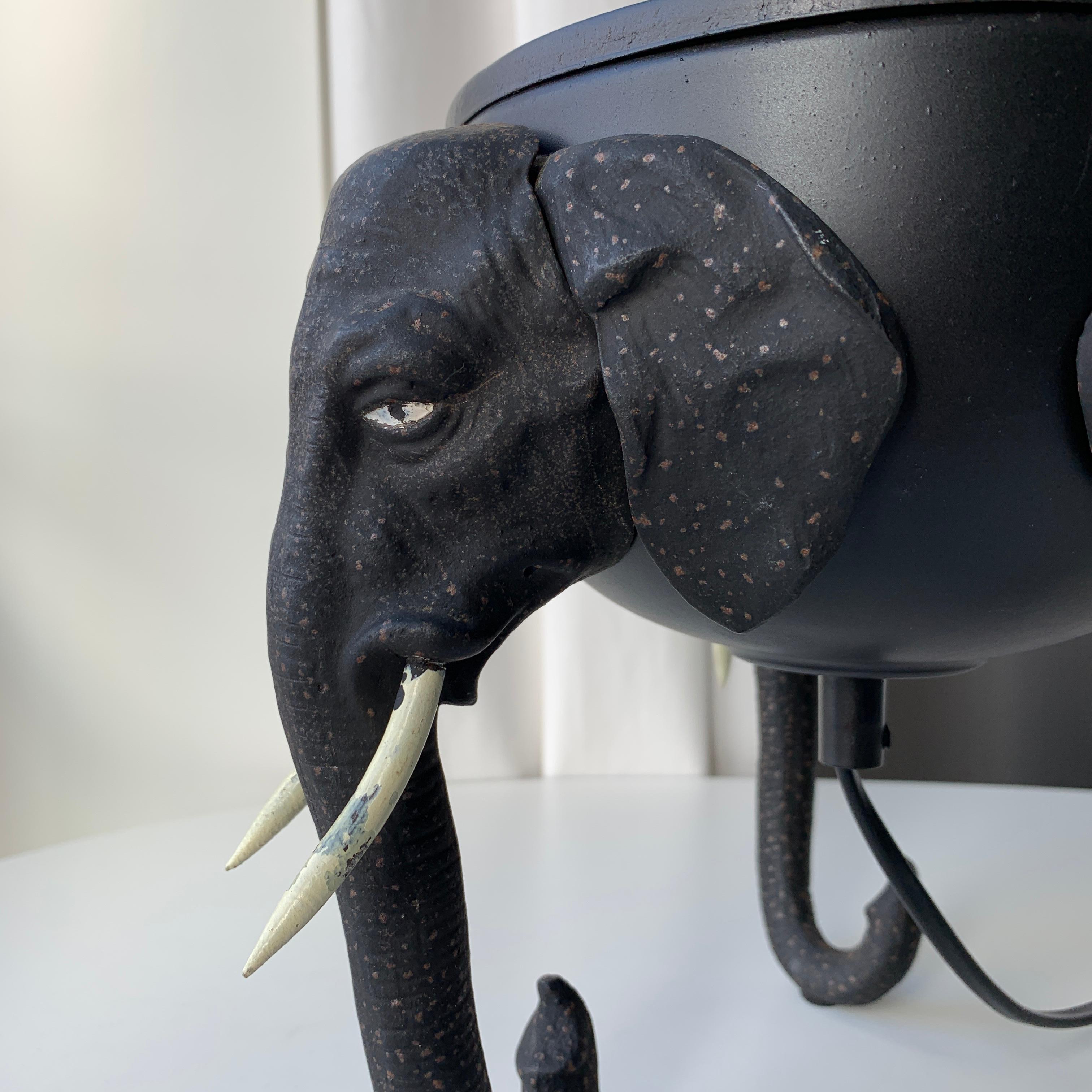 Art Noveau Elephant Table Lamp with Opaline Glass For Sale 7