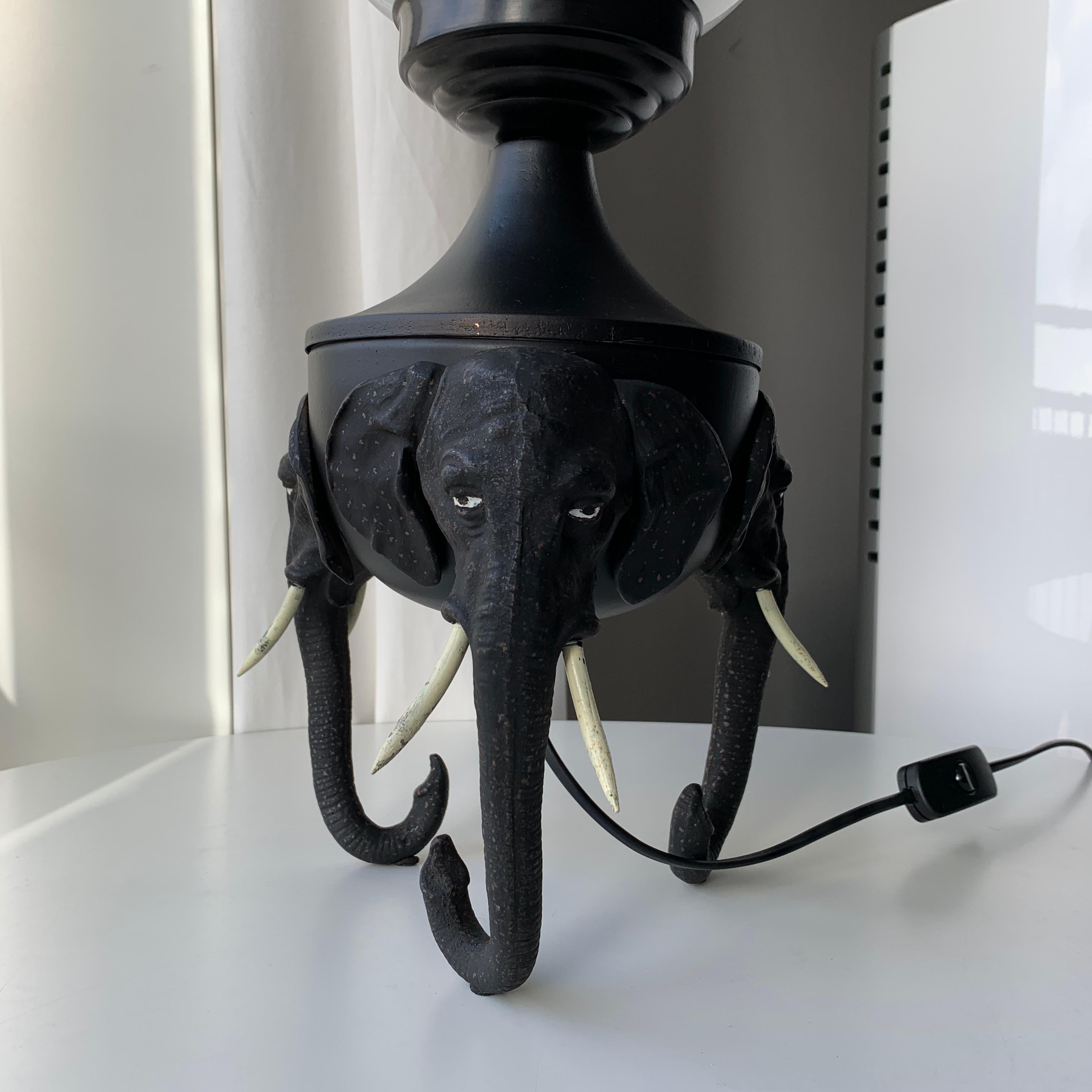 Art Noveau Elephant Table Lamp with Opaline Glass For Sale 8