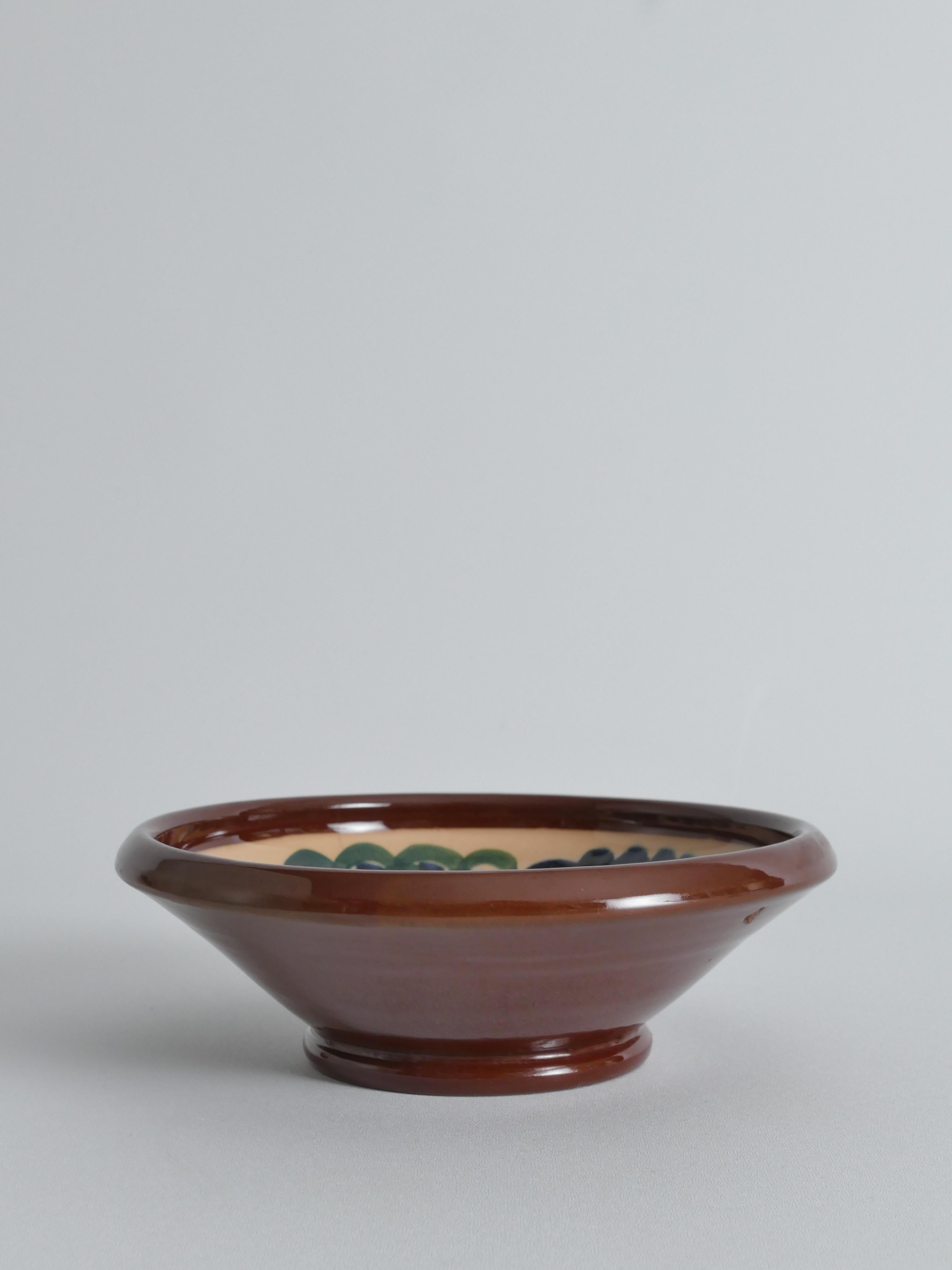 Swedish Art Noveau Floral Motif Bowl by Agda Österberg, St. Erik Lervarufabriker, 1910s For Sale