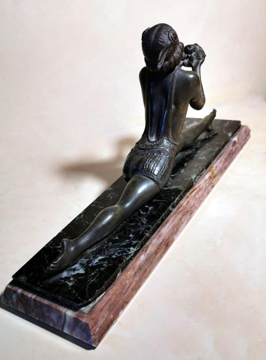 20th Century Art Noveau French Bronze Statuette with Marble Base Depicting Young Dancer For Sale