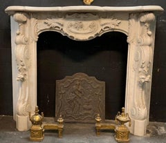 Art Noveau Mantel Fireplace in White Carrara Marble, Early 1900s, Italy