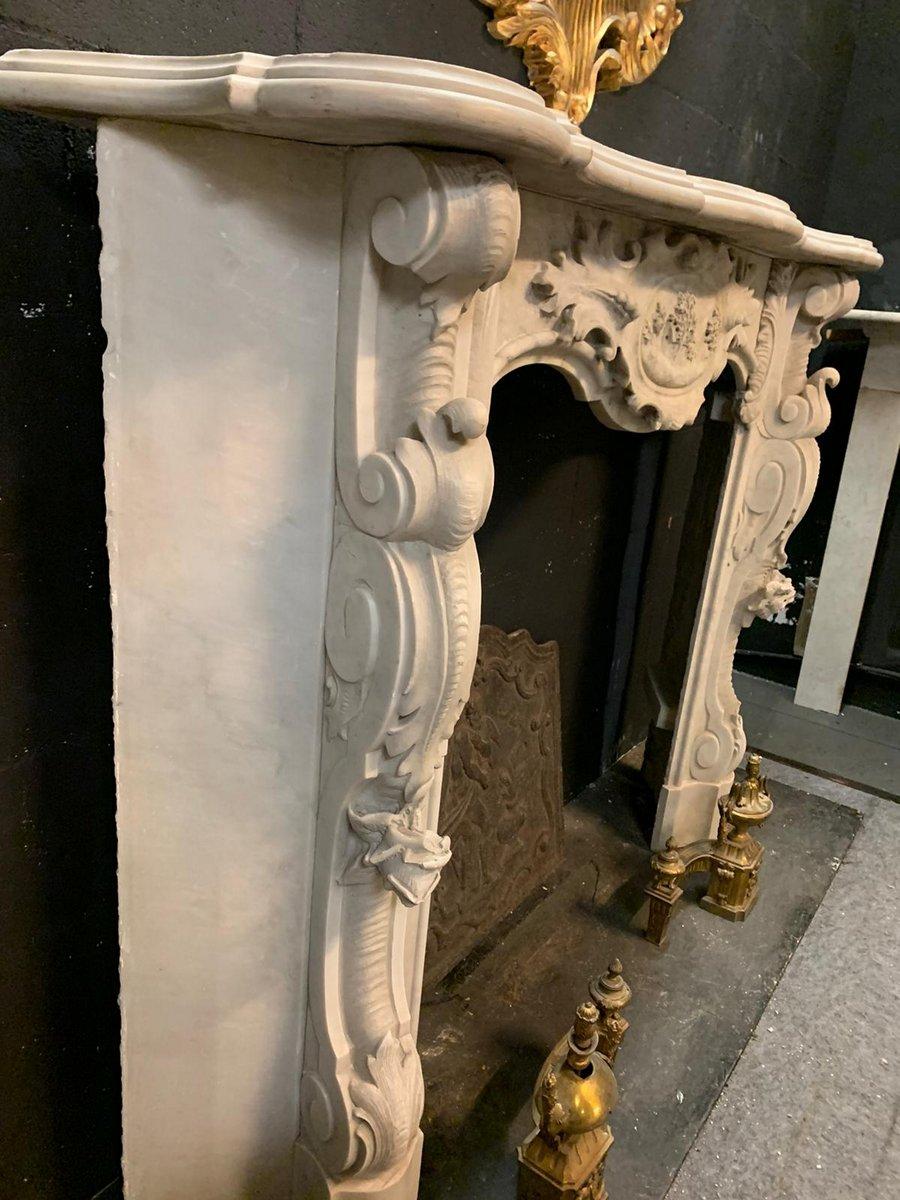 Art Noveau Mantel Fireplace in White Carrara Marble, Early 1900s, Italy For Sale 3