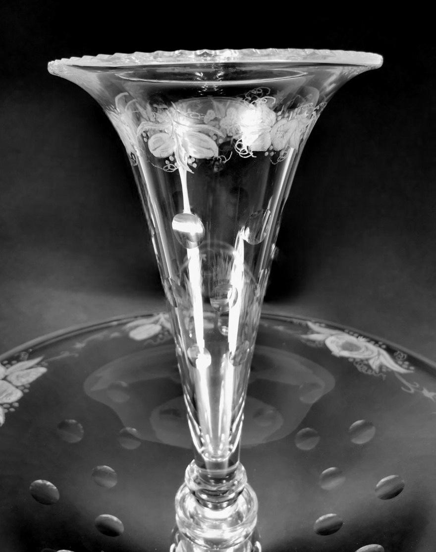 20ième siècle Grand bol à fruits et jardinière en cristal de style Art Noveau en vente
