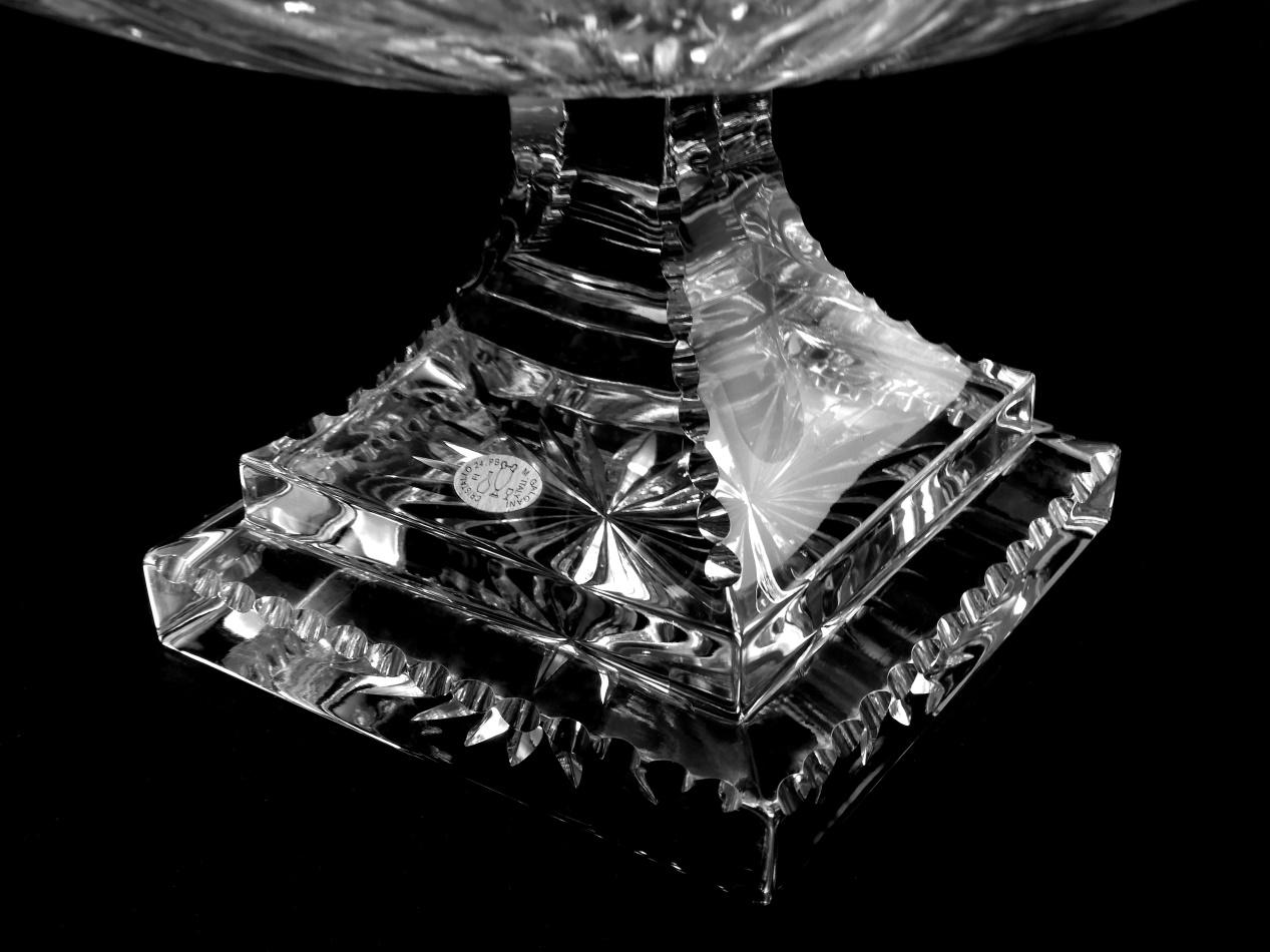 Art Noveau Style Italian Ground Crystal Cup With Square Base For Sale 8
