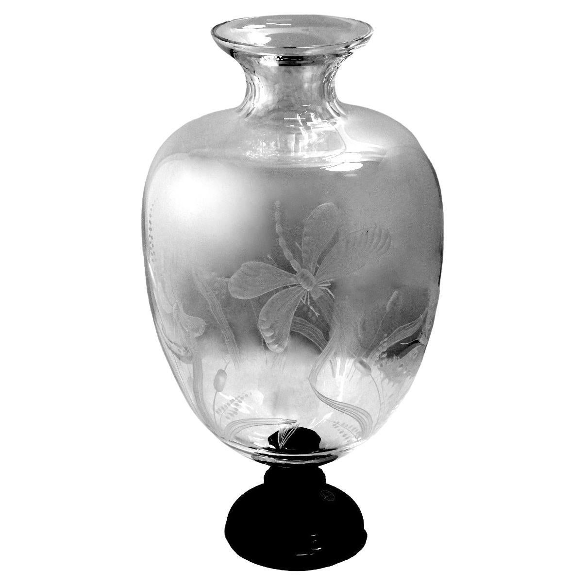 Gran Jarrón de Cristal Estilo Art Noveau Grabado con Mariposas y Libélulas