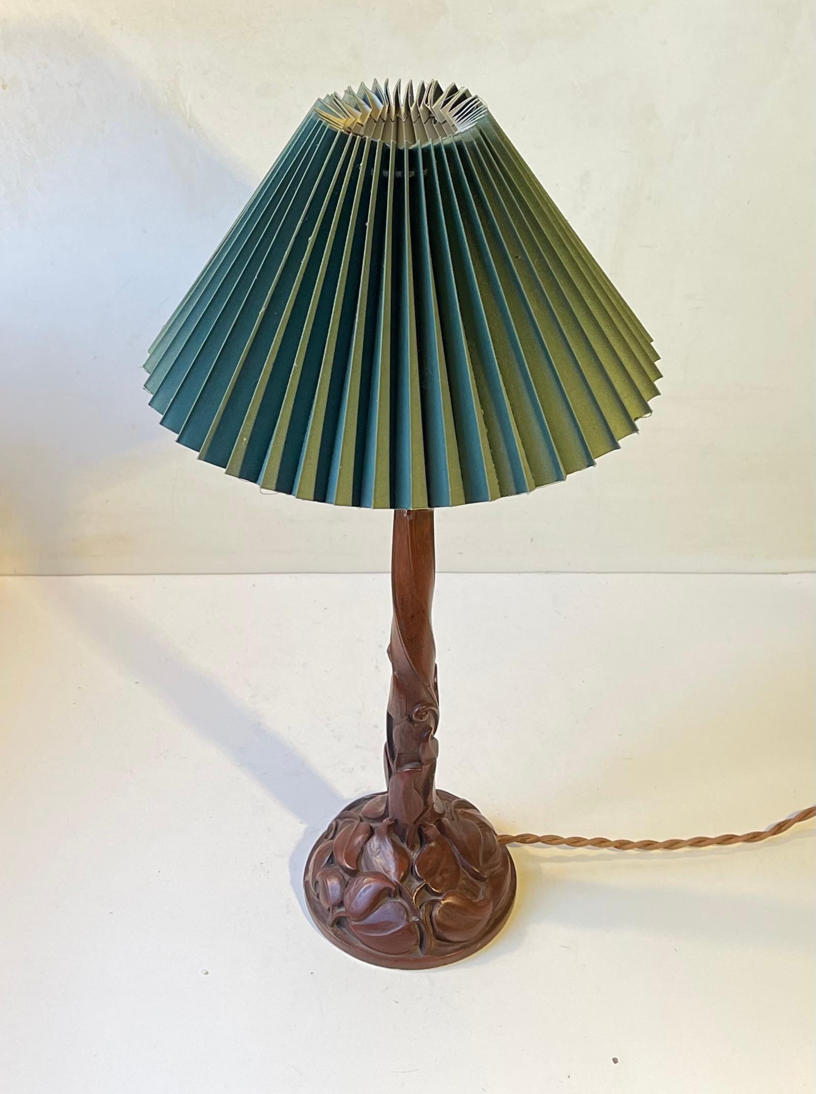 20th Century Art Noveau 'Tree Trunk' Table Lamp carved with Leaves, 1920s For Sale