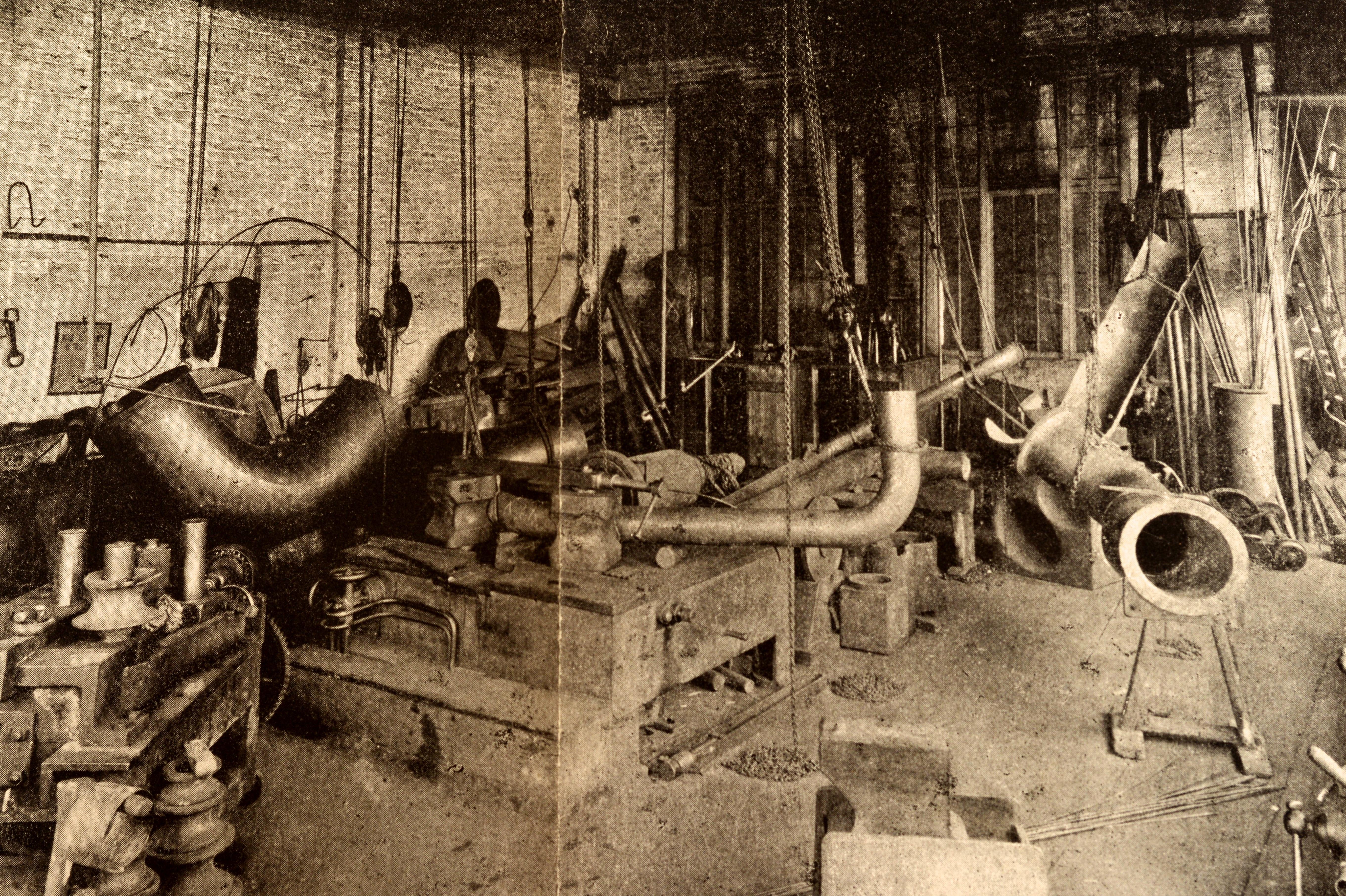 Art of Coppersmithing A Practical Treatise de John Fuller, 1894, 1ère édition en vente 6