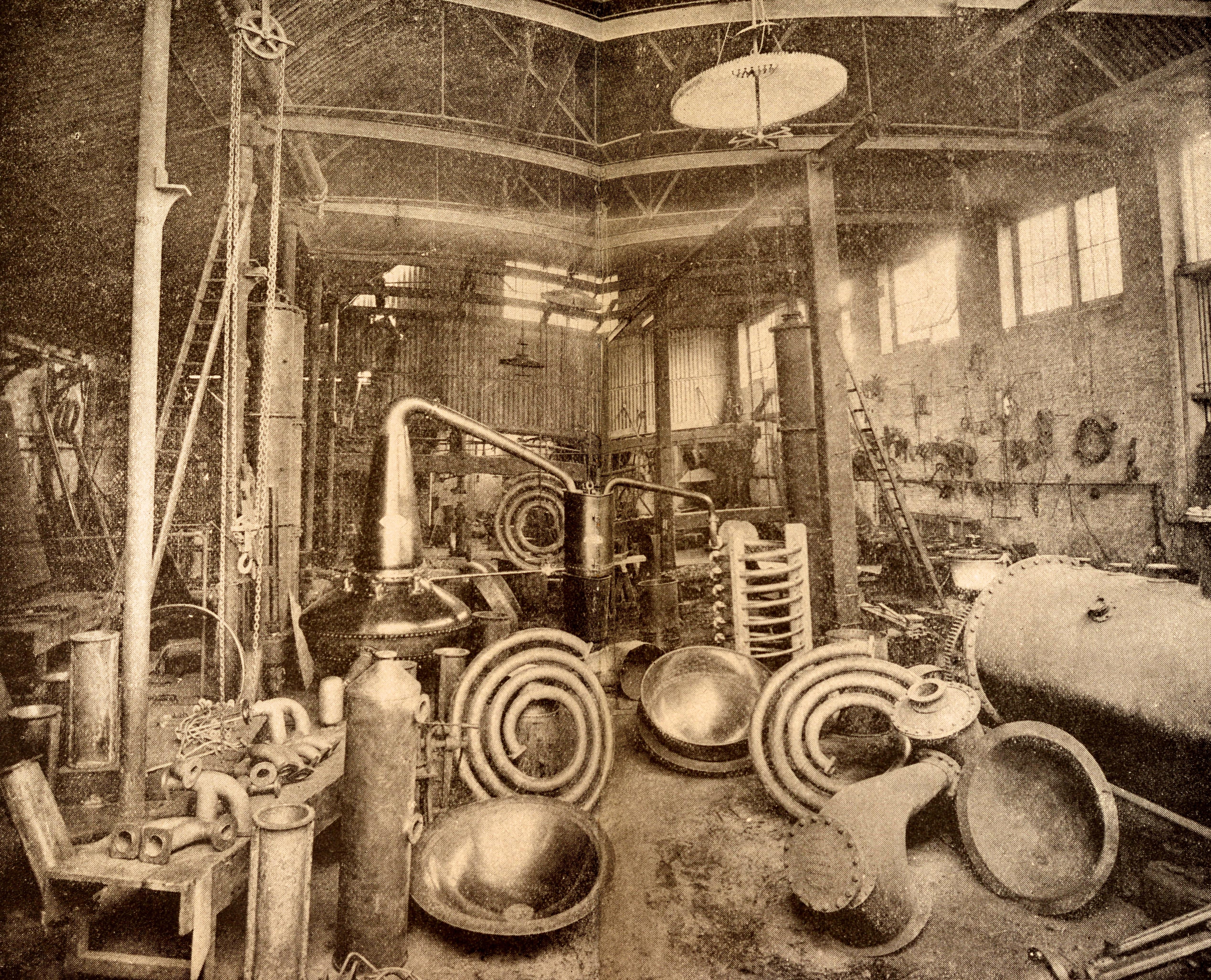 Art of Coppersmithing A Practical Treatise de John Fuller, 1894, 1ère édition en vente 2