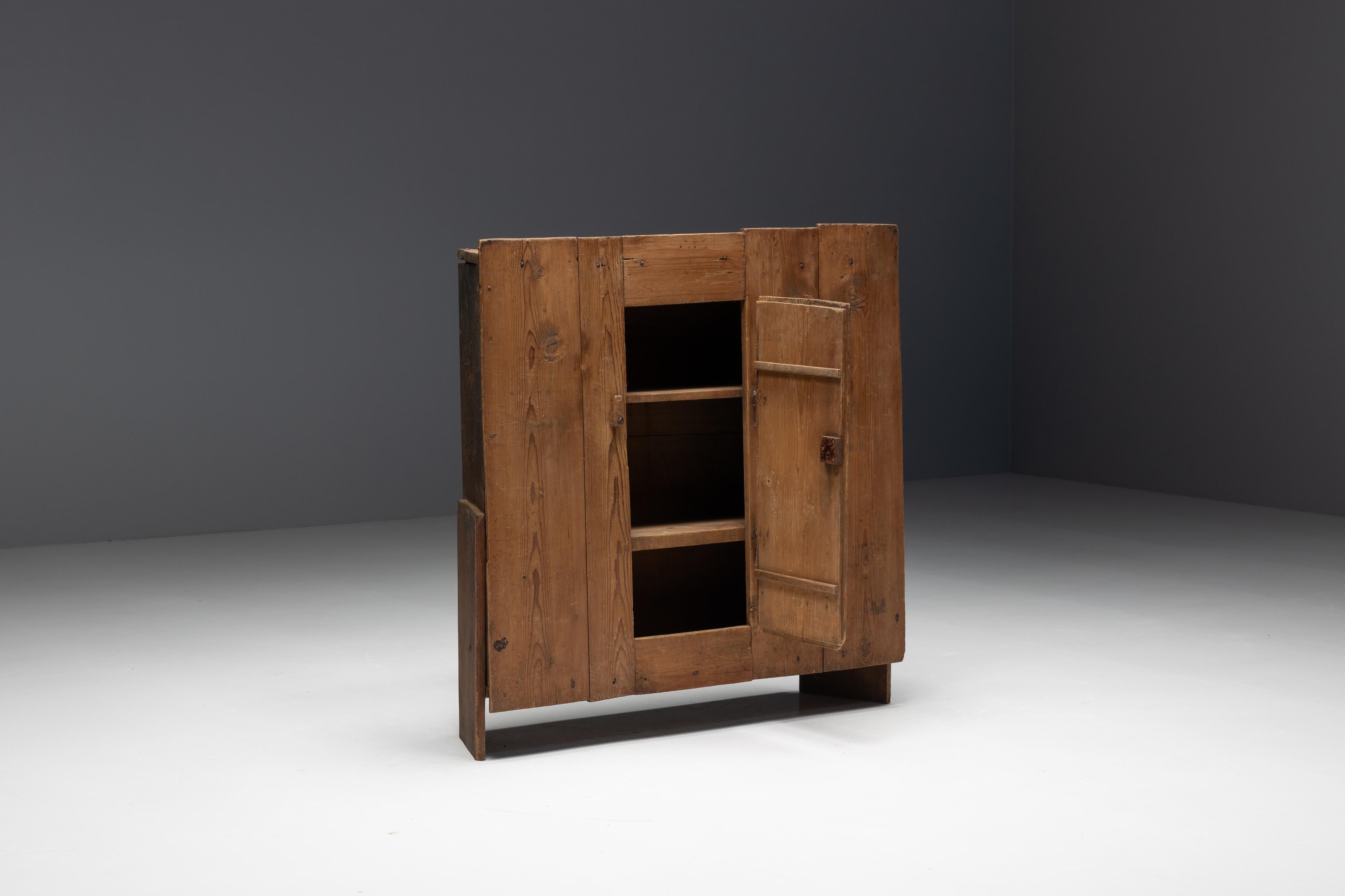 Rustico Credenza alpina Art Populaire, Francia, XIX secolo in vendita