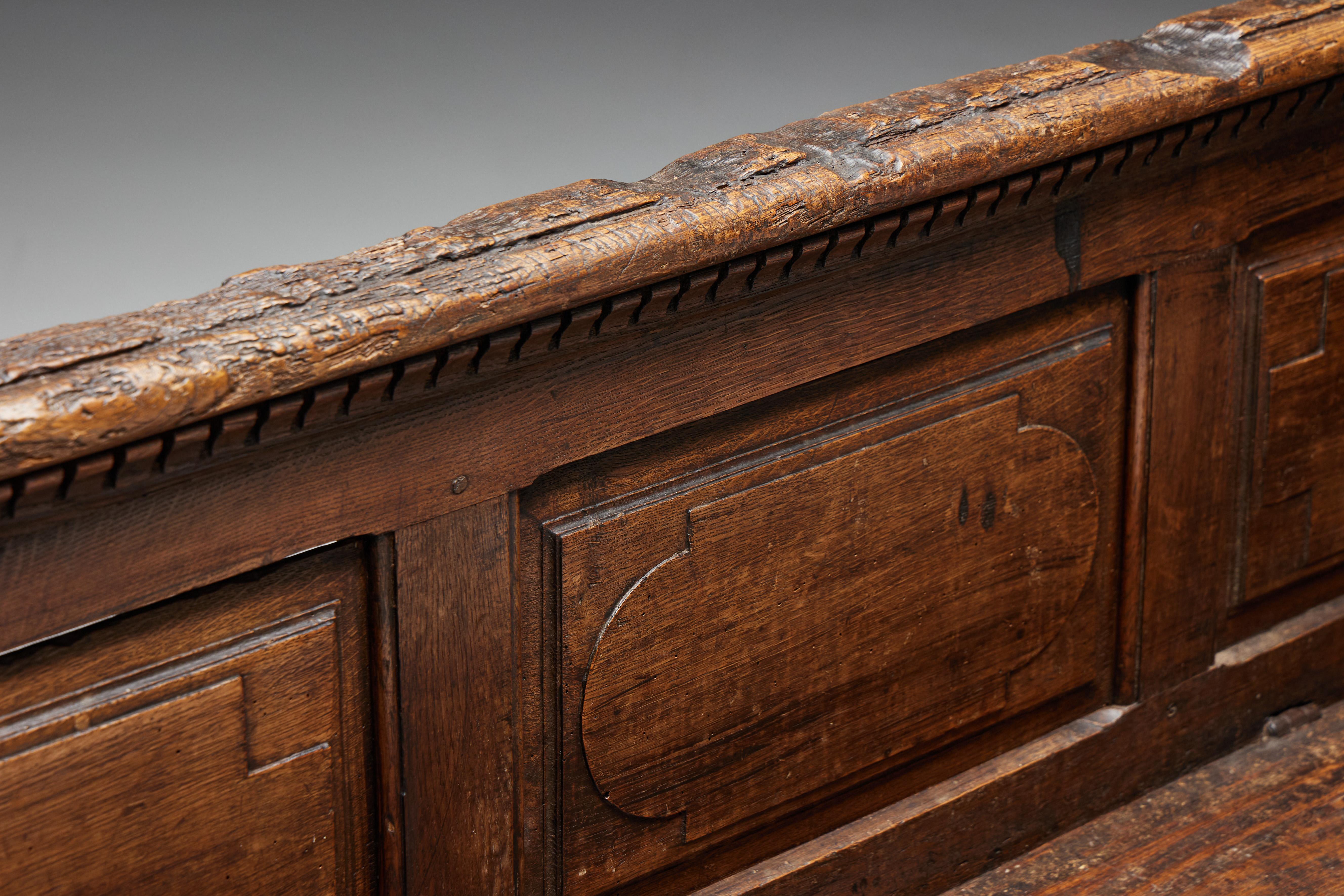 18th Century and Earlier Art Populaire Chest Bench, France, 17th Century For Sale