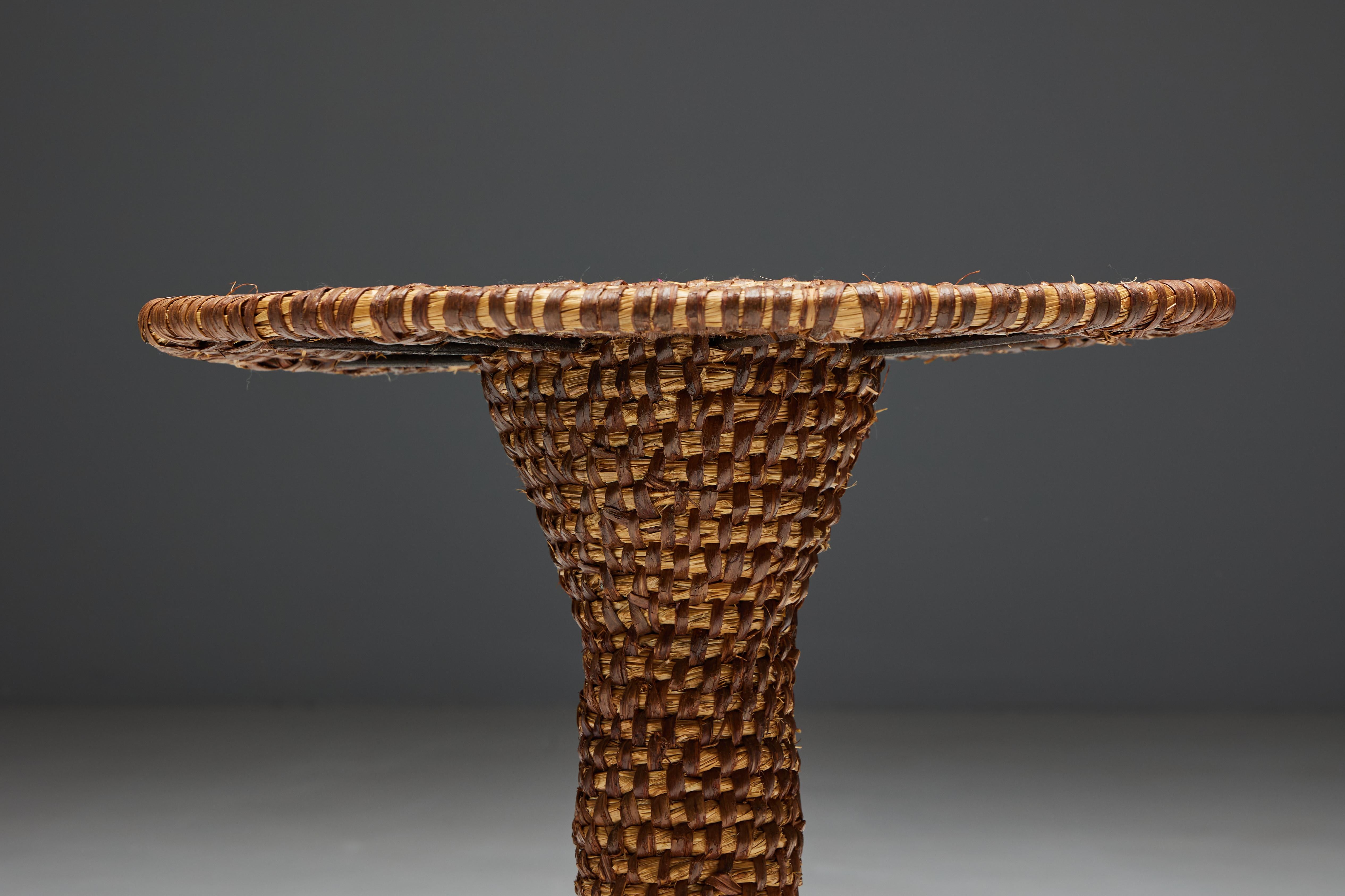 Art Populaire Side Table in Rye Straw, France, Early 20th Century  For Sale 3