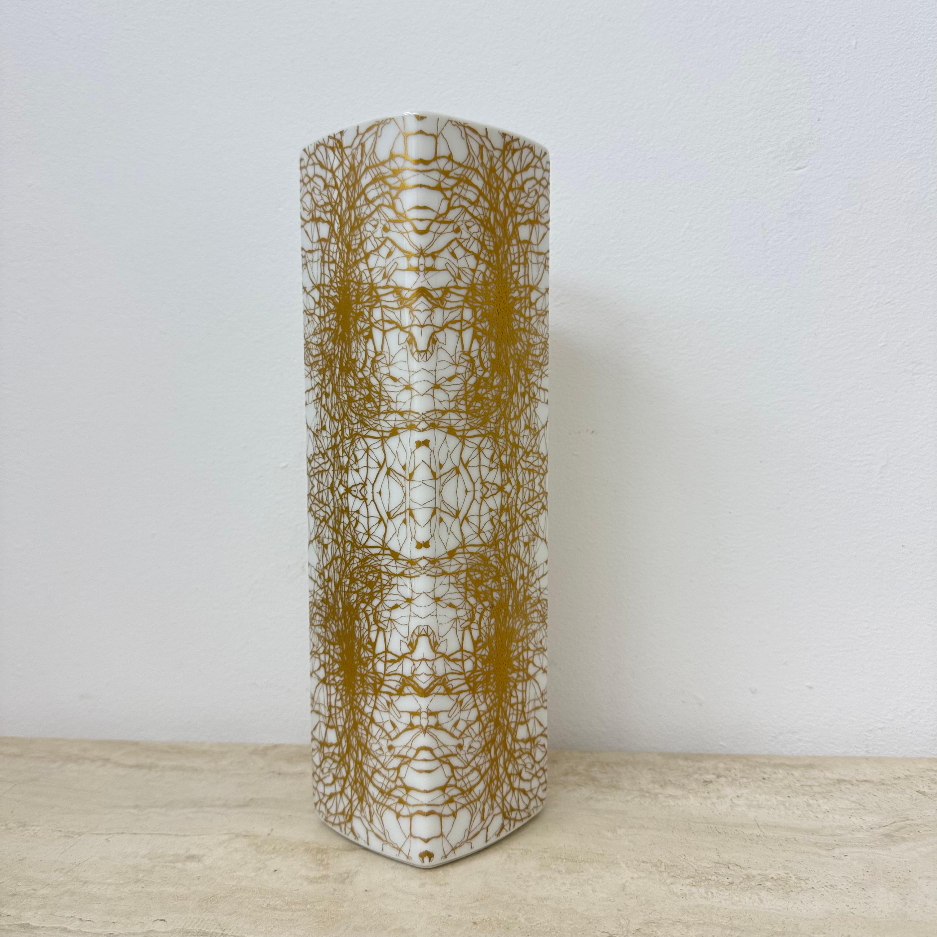 Mid-Century Modern Art Porcelain Abstract Gold Pattern Vase by Heinrich & Co Selb Bavaria, germany For Sale