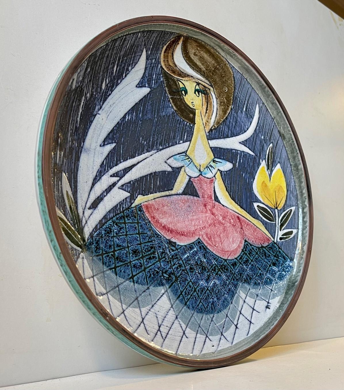 Assiette de présentation ou plaque murale Sgrafitto en poterie d'art par Tilgmans Suède, années 1950 en vente 4