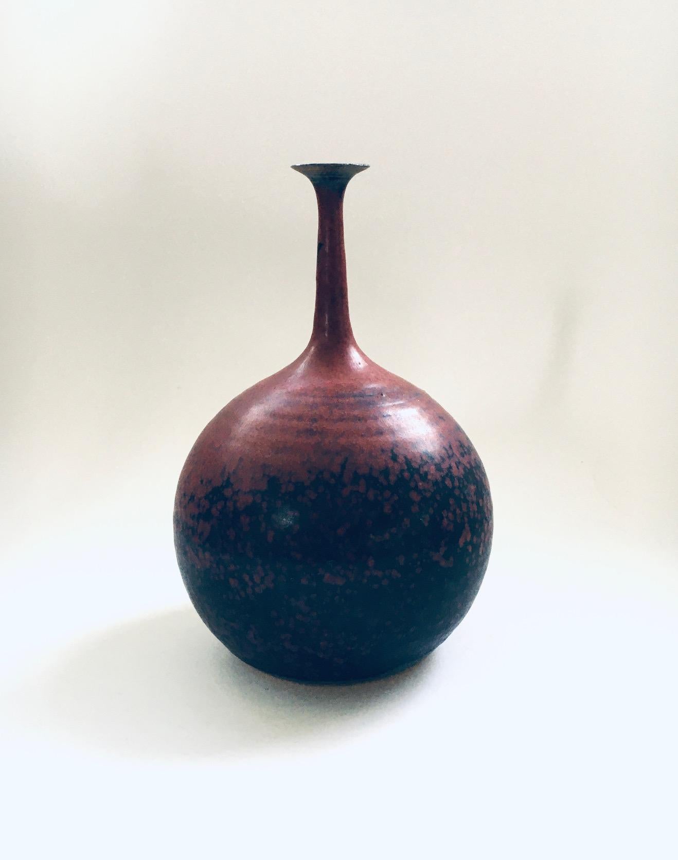 Art Pottery Studio Spout Vase by Gubbels Helden, Netherlands 1970's In Good Condition For Sale In Oud-Turnhout, VAN