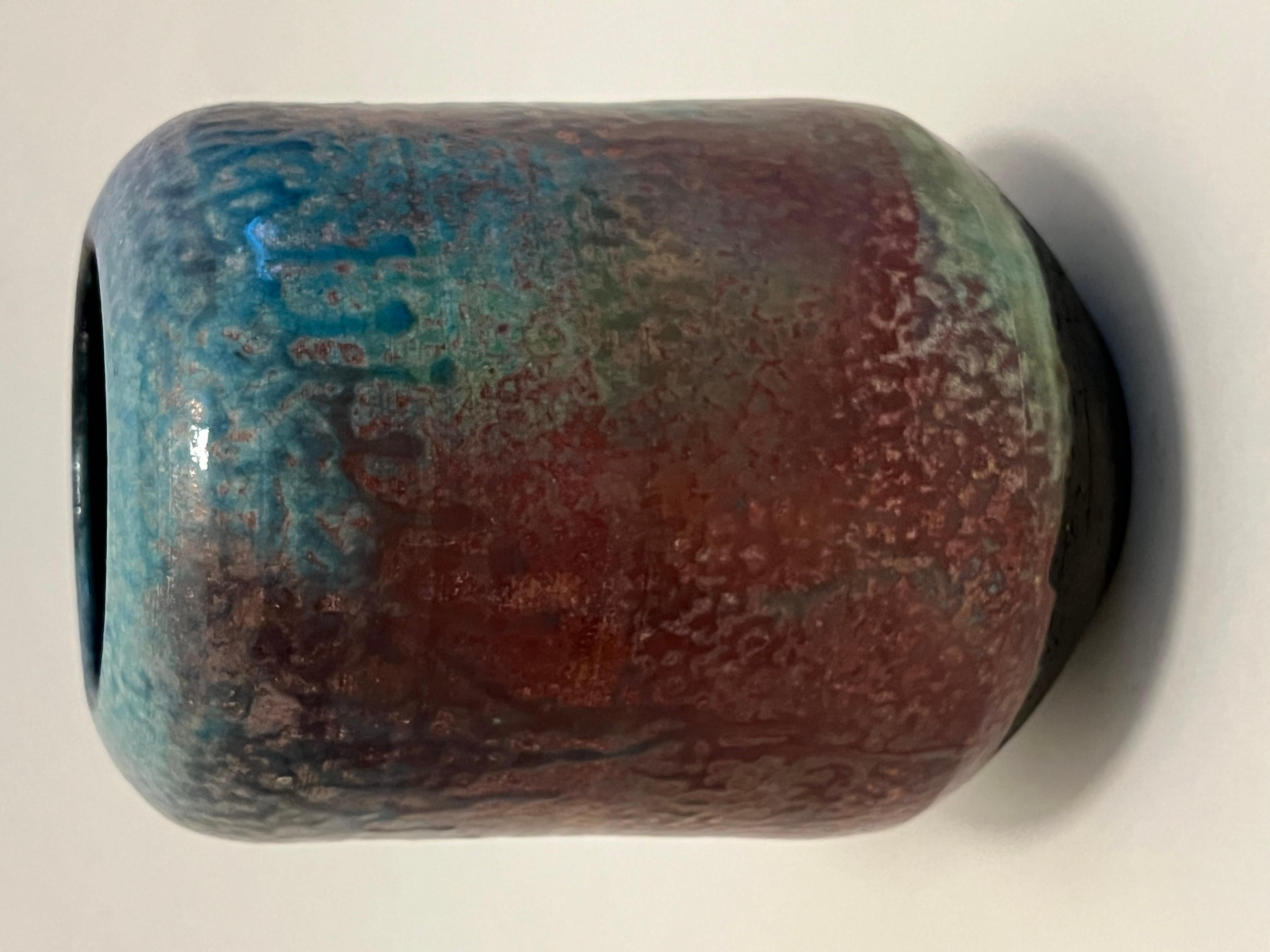 Americano Vaso in ceramica artistica con smalto iridescente in vendita