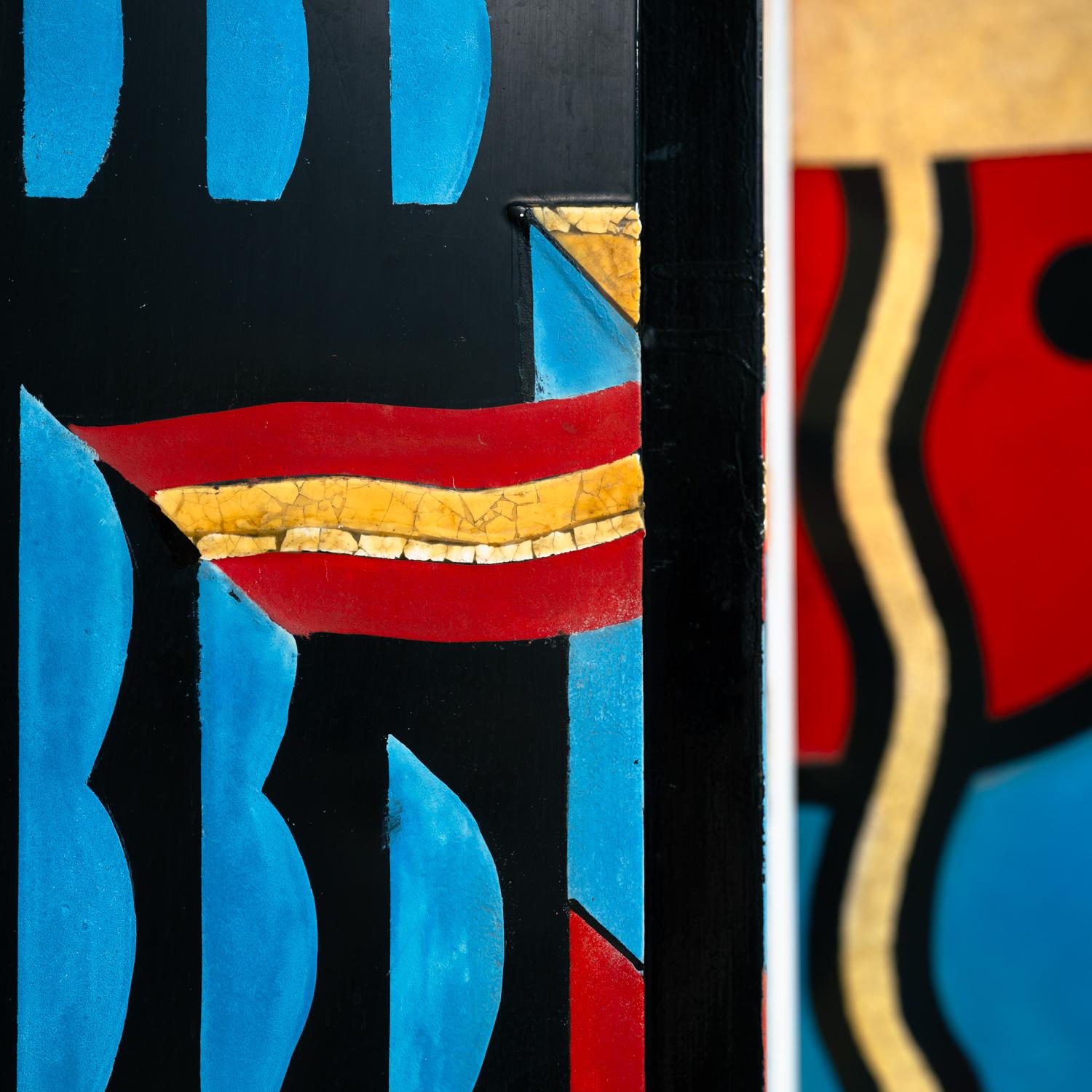 Separador de ambientes de estilo art déco con pájaros, motivos geométricos, rojo, amarillo, azul en venta 10