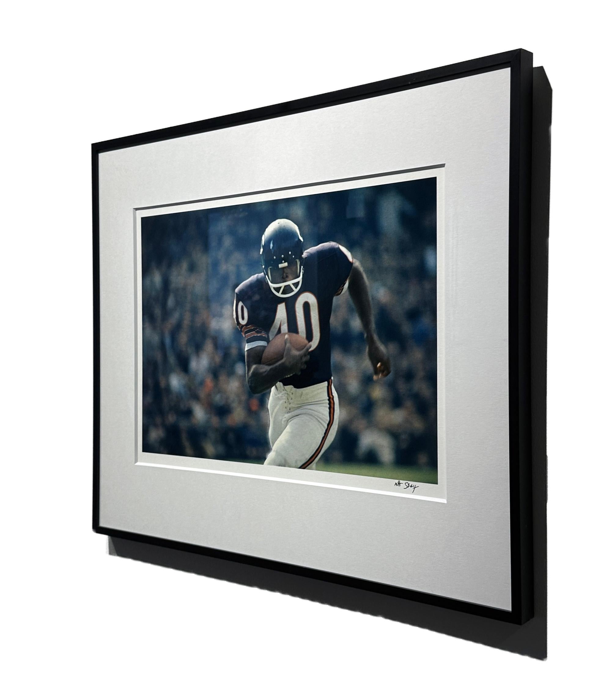 Art Shay
Gale Sayers #40, 1966
archival pigment print
20.25 x 24.25 framed
3/3
ASY028

“Art Shay’s photography shakes you up, sets you down gently, pats you on the head and then kicks you in the ass.”
Roger Ebert


“[Shay’s work] ranks with some of