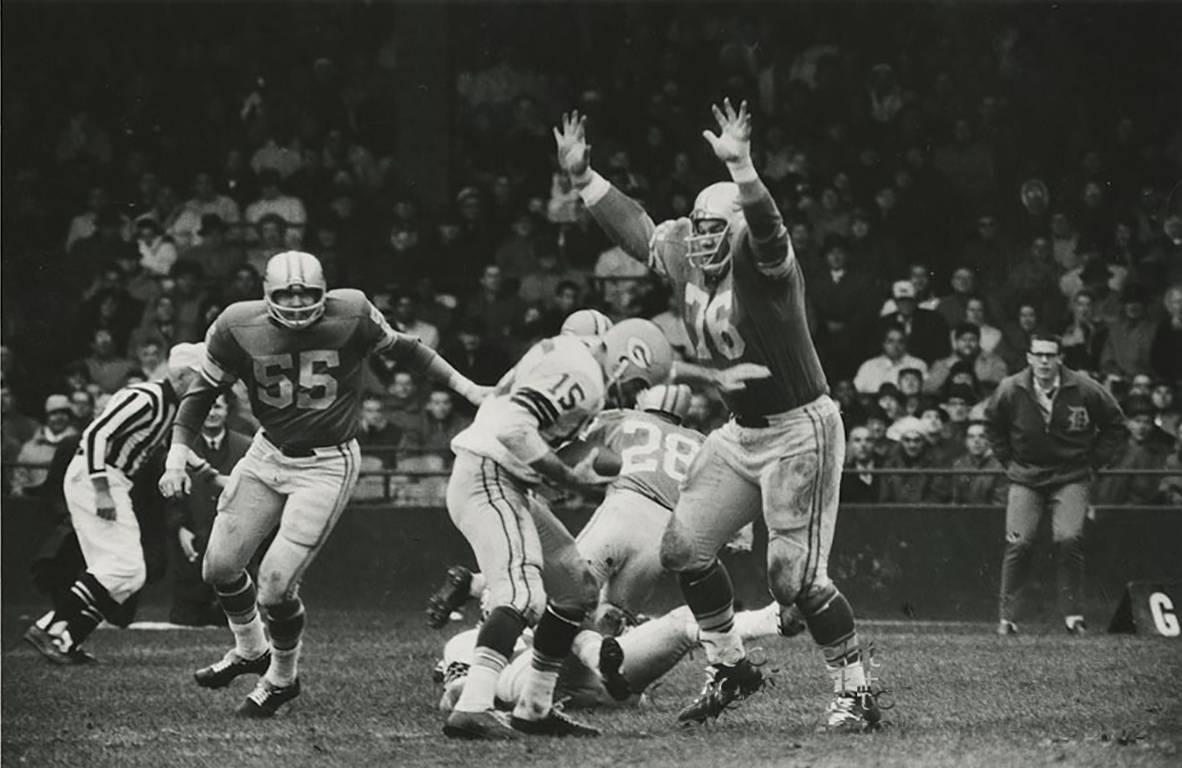 Green Bay Packer Bart Starr vs Detroit Lions Roger Brown, 1962 (vintage)