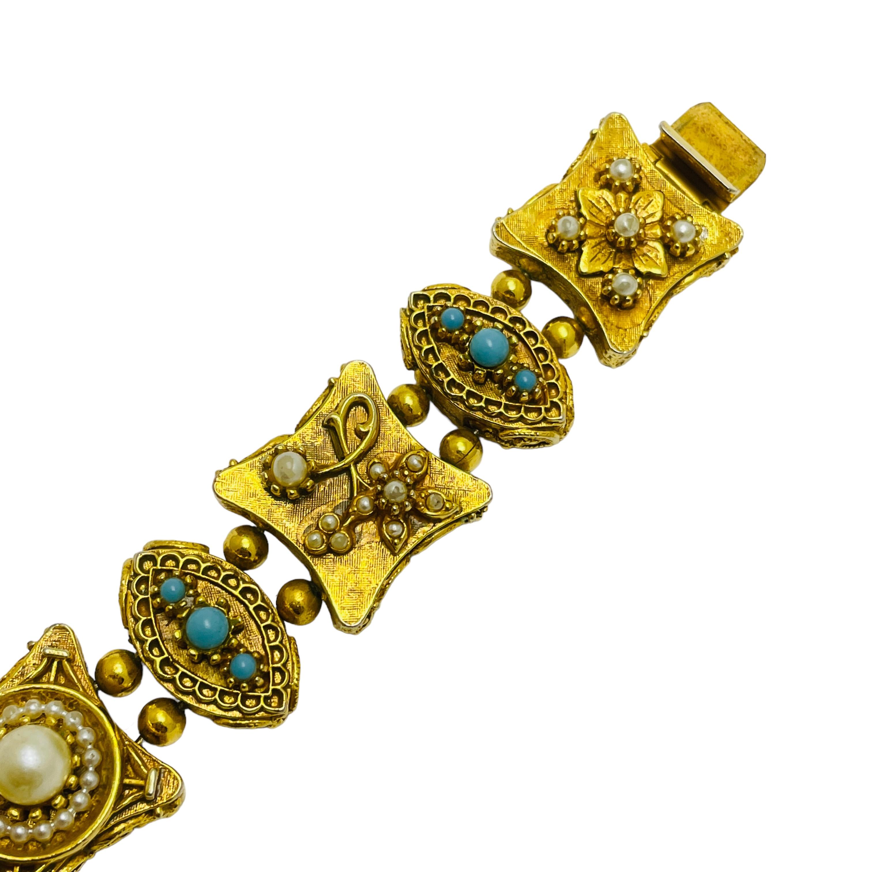 ART bracciale vintage firmato con perle finte in oro e turchese In condizioni buone in vendita a Palos Hills, IL
