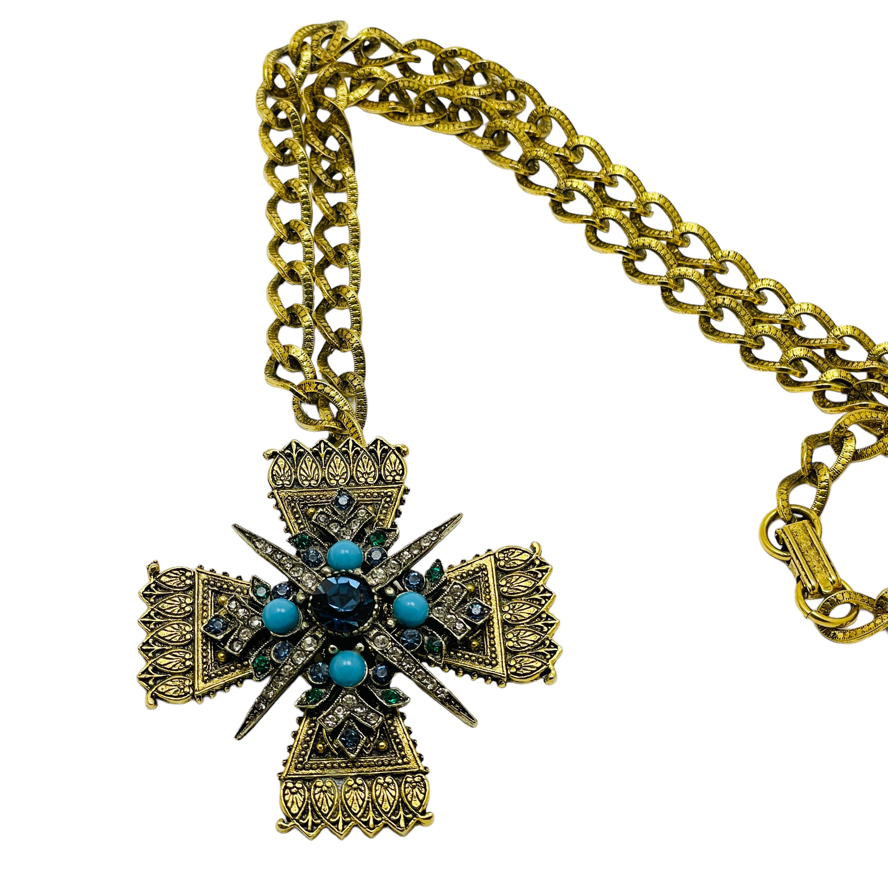 ART signiert Vintage Gold Ton Malteserkreuz Türkis Designer Halskette Brosche im Zustand „Gut“ im Angebot in Palos Hills, IL