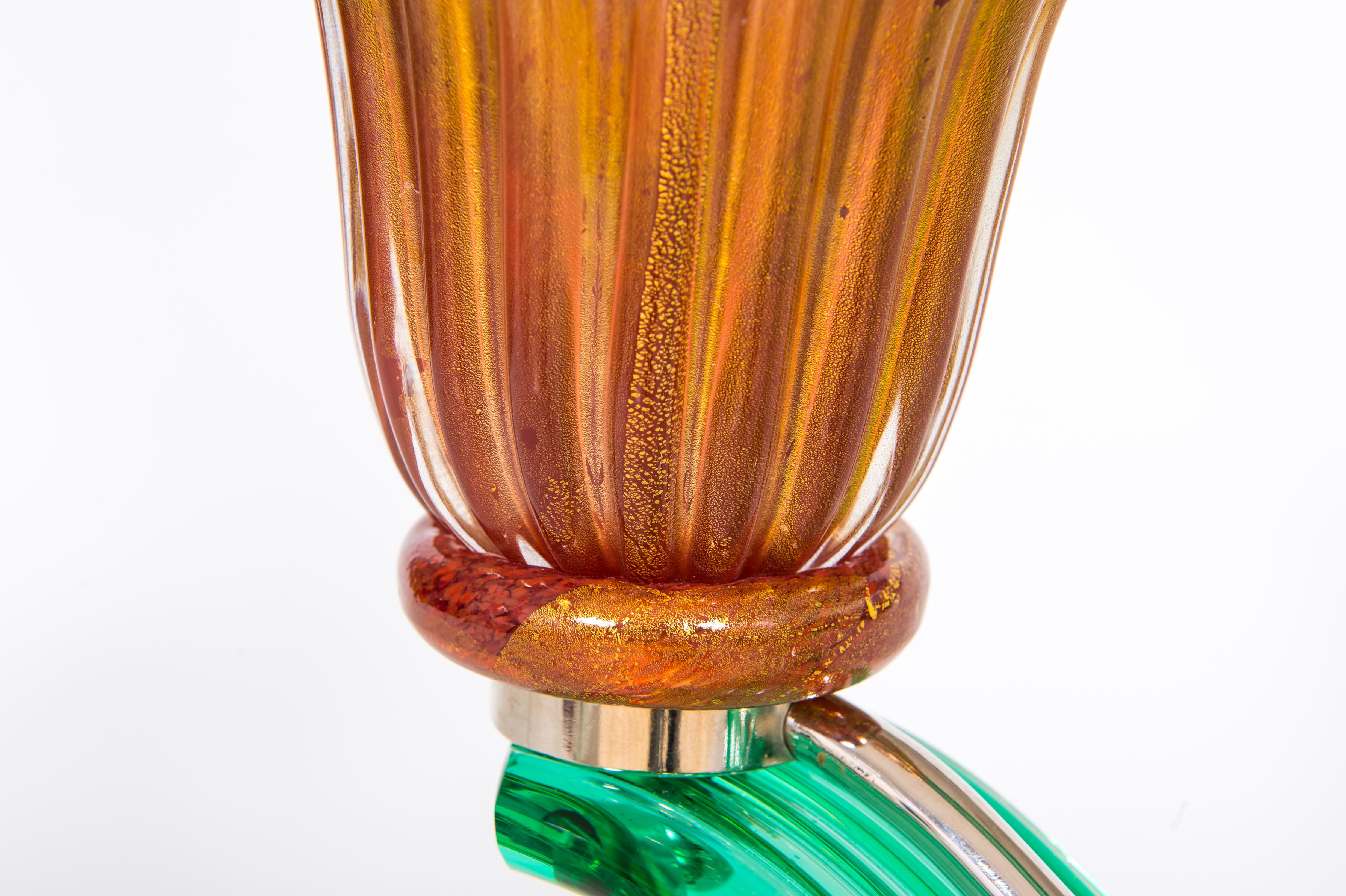 Lampe de bureau d'art en cristal vert et verre de Murano de couleur corail, contemporaine en vente 2