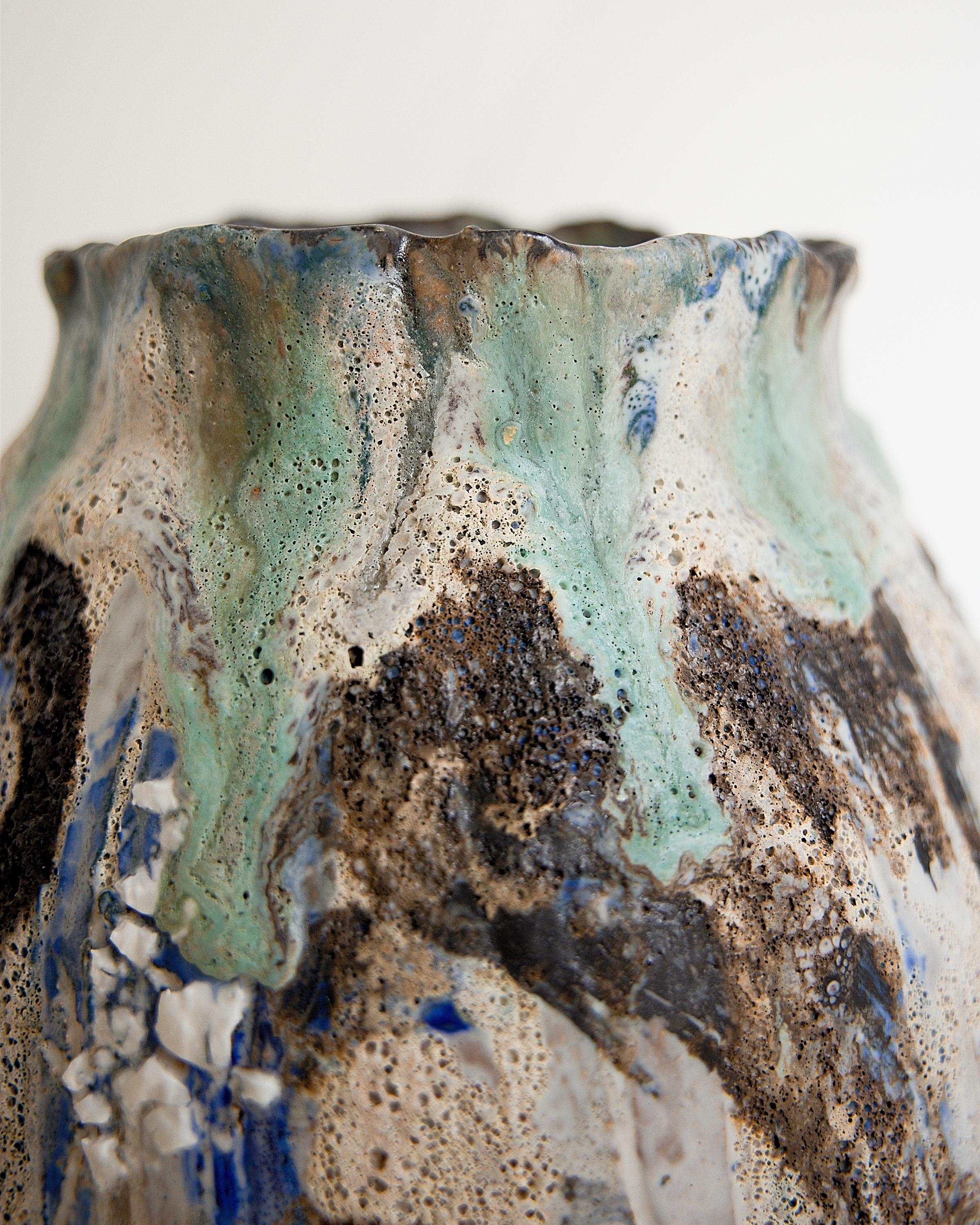 Art Vase II For Sale 2