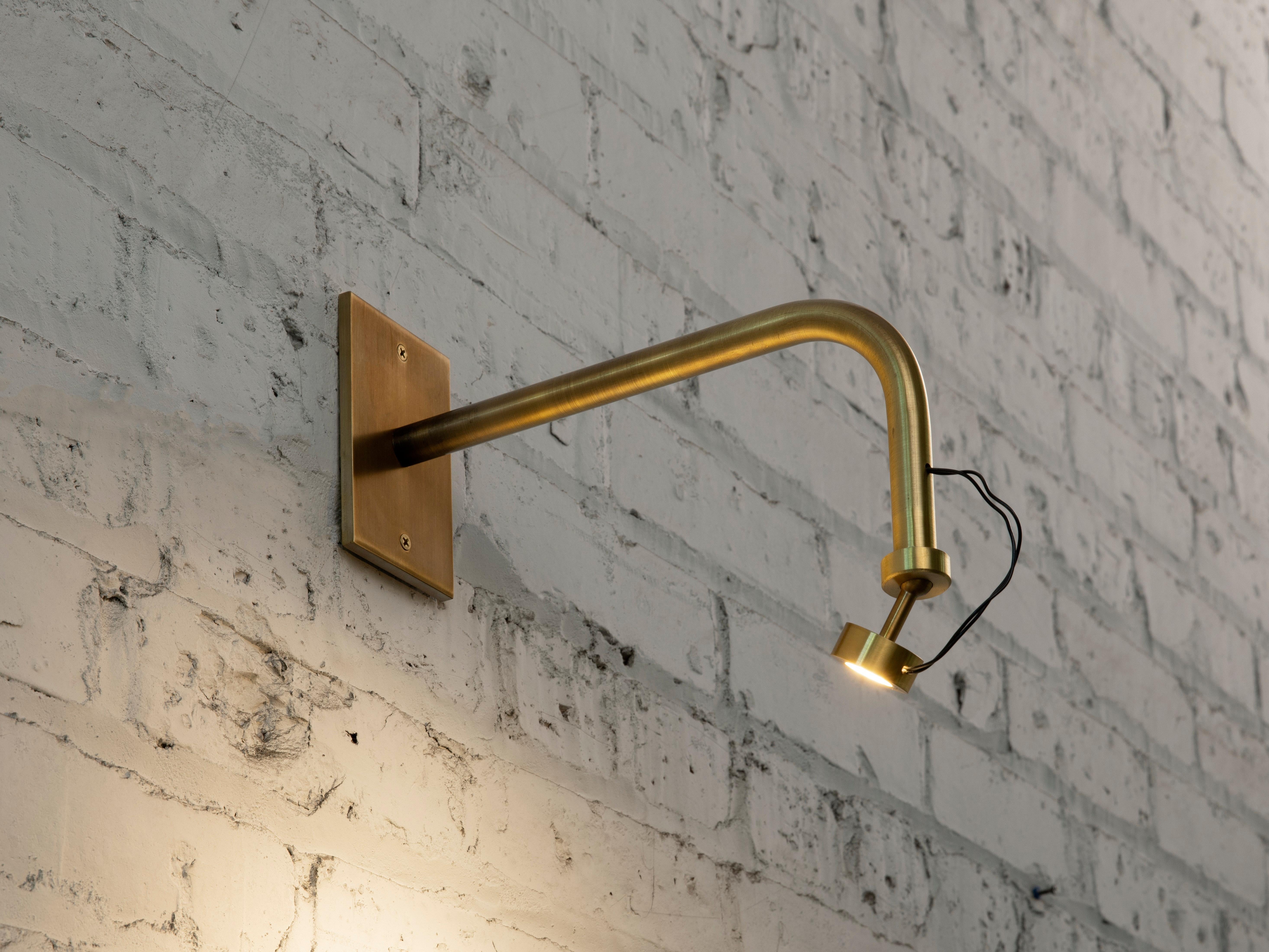 Art wall lamp by Gentner Design
Dimensions: D 7.6 x W 25.4 x H 22.8 cm
Materials: brass

All our lamps can be wired according to each country. If sold to the USA it will be wired for the USA for instance.

Gentner Design
Rooted in a language of