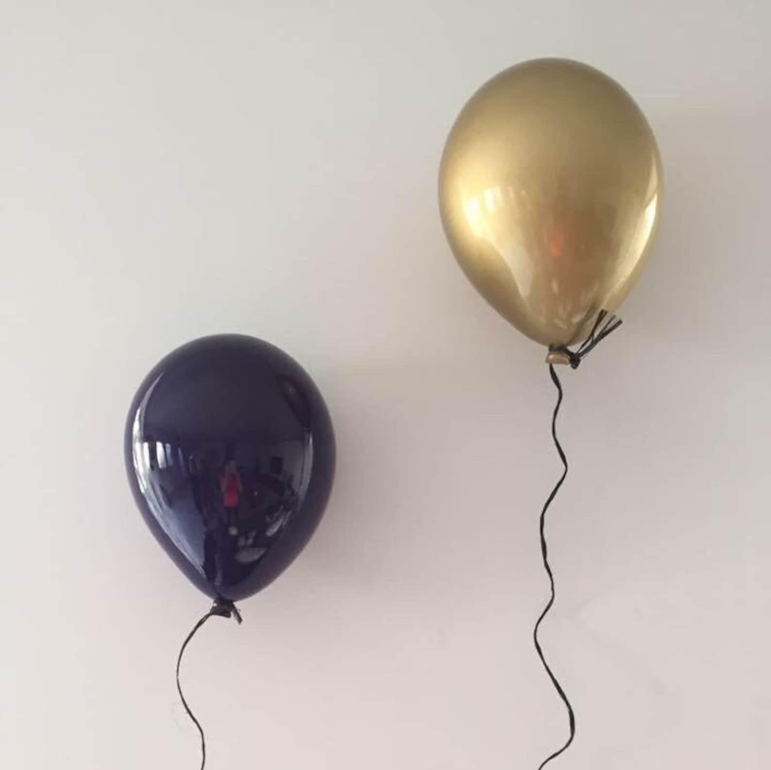 Gold Metallic ceramic balloon sculpture handmade for wall, ceiling installation - Sculpture by ArtArsouf