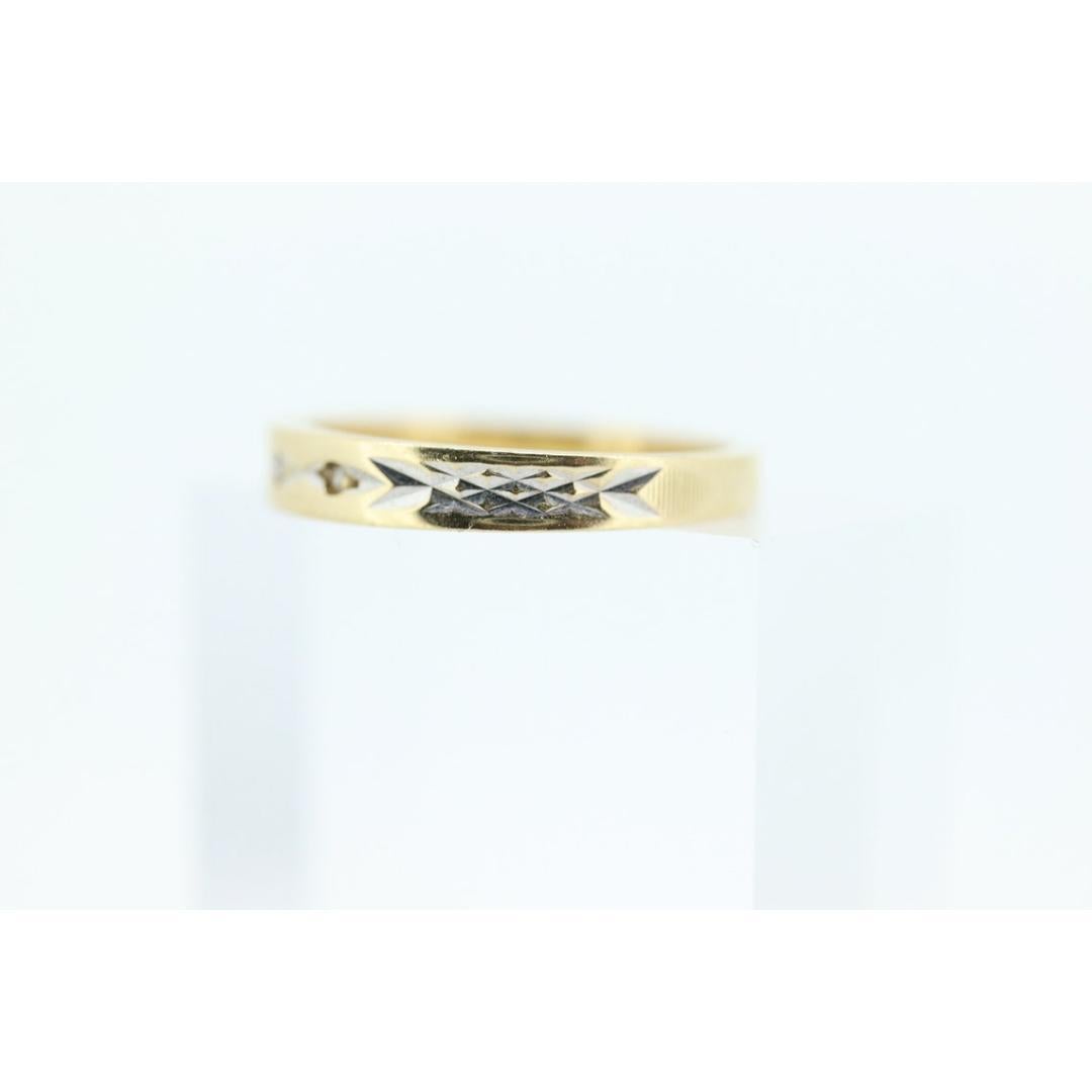 ARTCARVED 14k Gold Diamond Band. Art carved engraved textured band. Jr Wood Art In Good Condition For Sale In Port Charlotte, FL