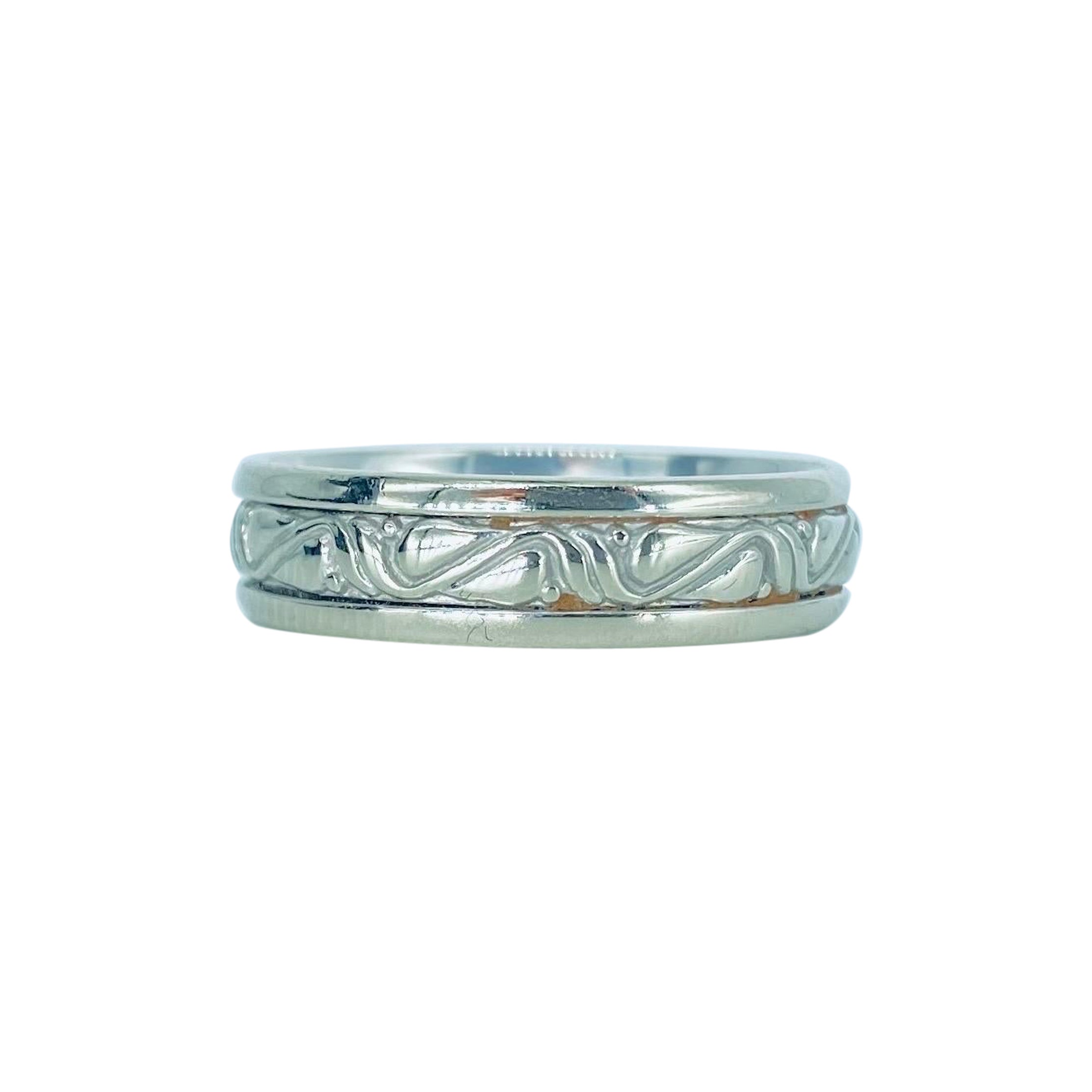 Anillo de oro blanco de 14k con diseño artístico Artcarved