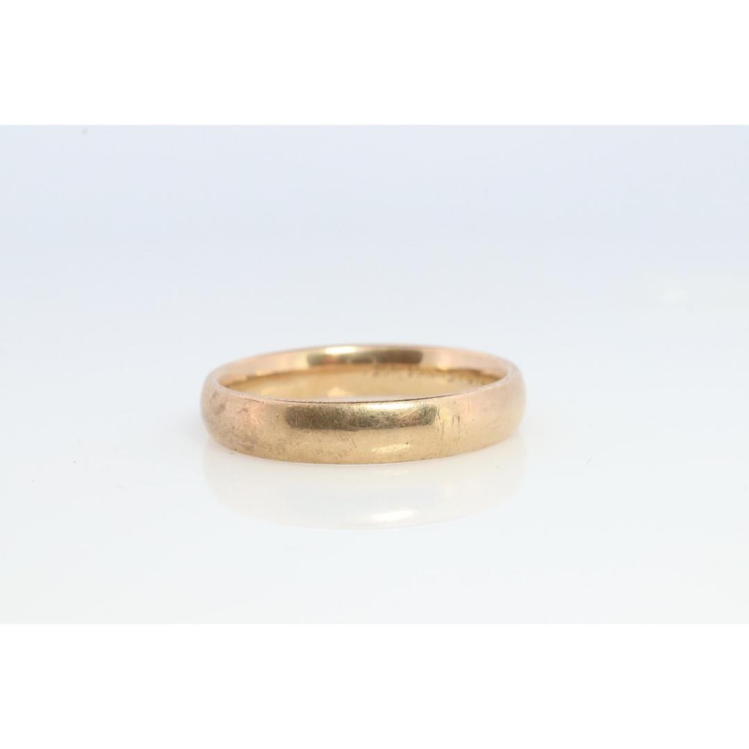 Vintage des années 1950
MATERIAL : Or
Couleur de la bande : or

Style : Art Déco

L'alliance de mariage By Vintage est une entreprise populaire. Poinçonné 10k ARTCARVED. Fabrication possible par JR WOODS dans les années 1950. Ce bracelet est en or