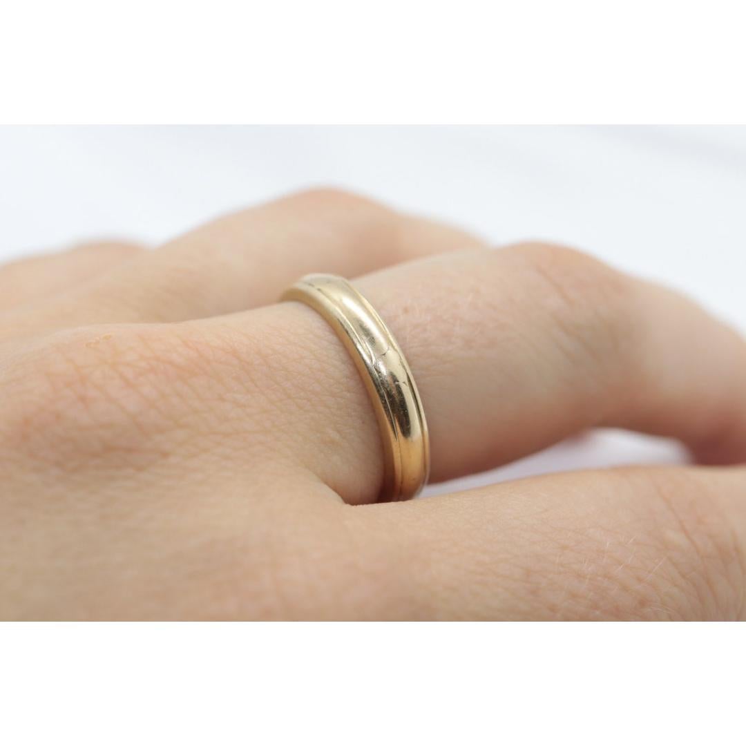 ARTCARVED JR Wood and Sons 14k Gold ART geschnitzter dicker Ehering. Geprägt für Damen oder Herren im Angebot