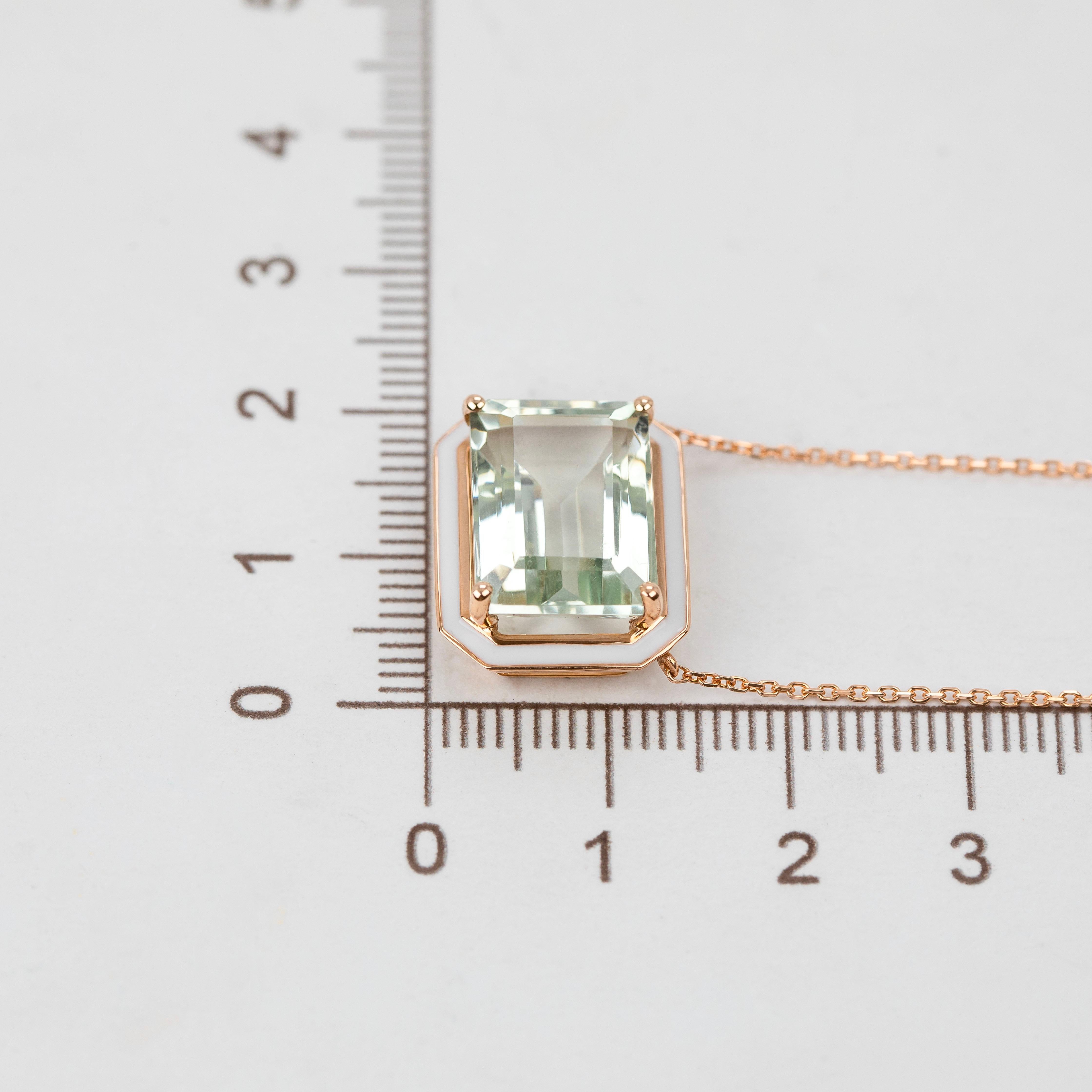 Artdeco and Pendant Necklace, 6-7.00 ct Green Sapphire Stone Necklace, 14K Gold In New Condition For Sale In ISTANBUL, TR