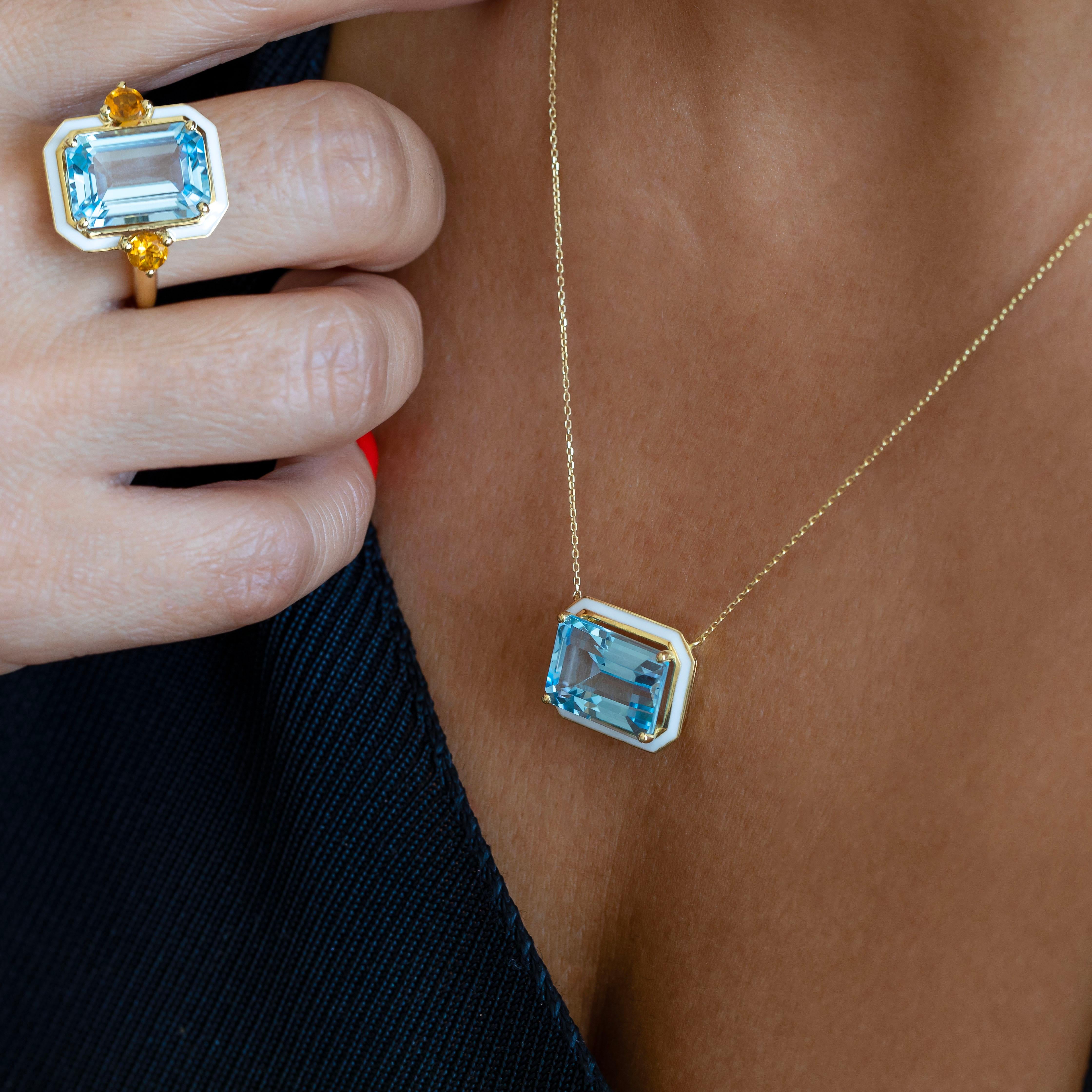 Taille émeraude Collier Artdeco et pendentif, 6-7.00 ct Sky Topaz Stone Necklace, 14K Gold en vente