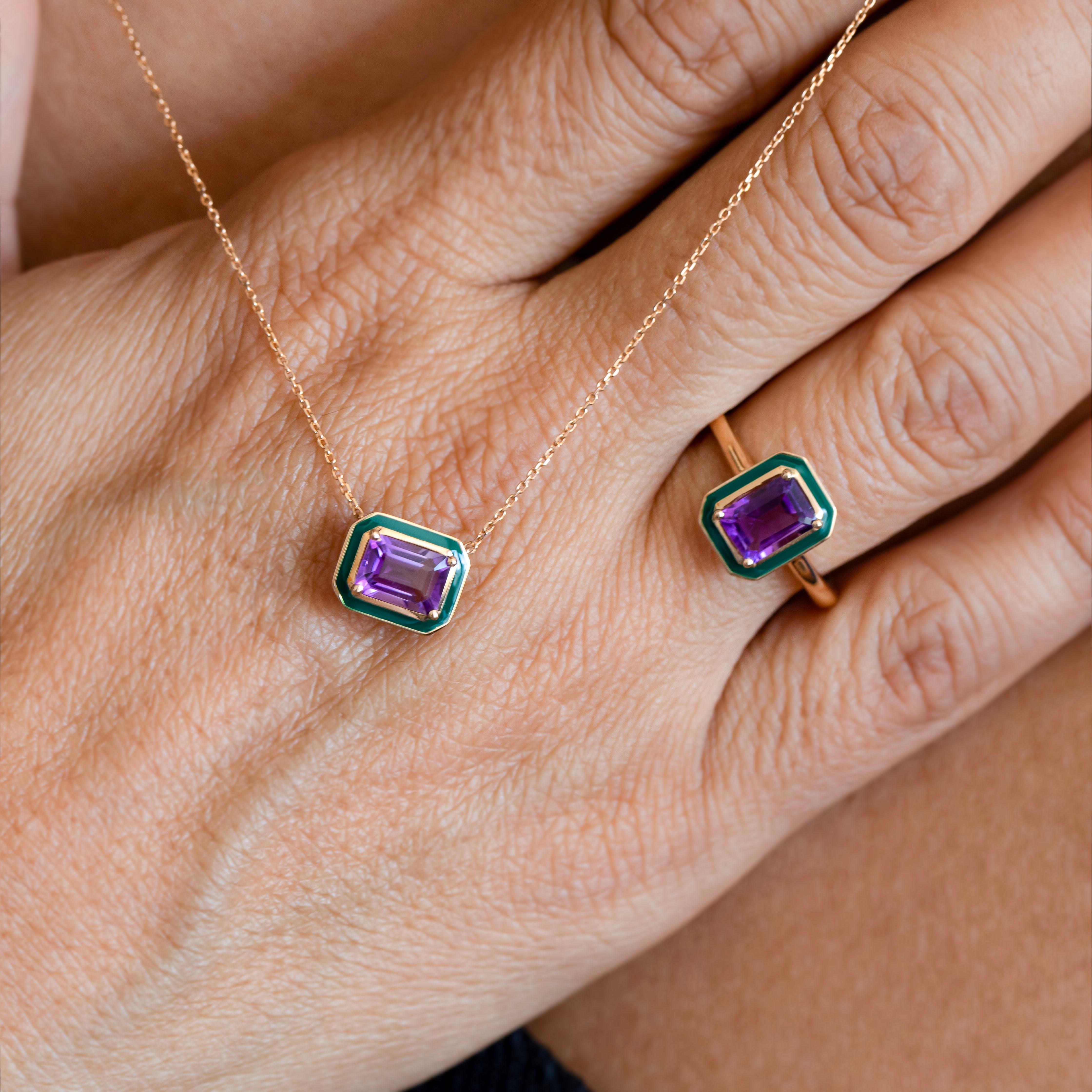 Artdeco and Pendant Necklace, Amethyst Stone Necklace, 14K Gold For Sale 1