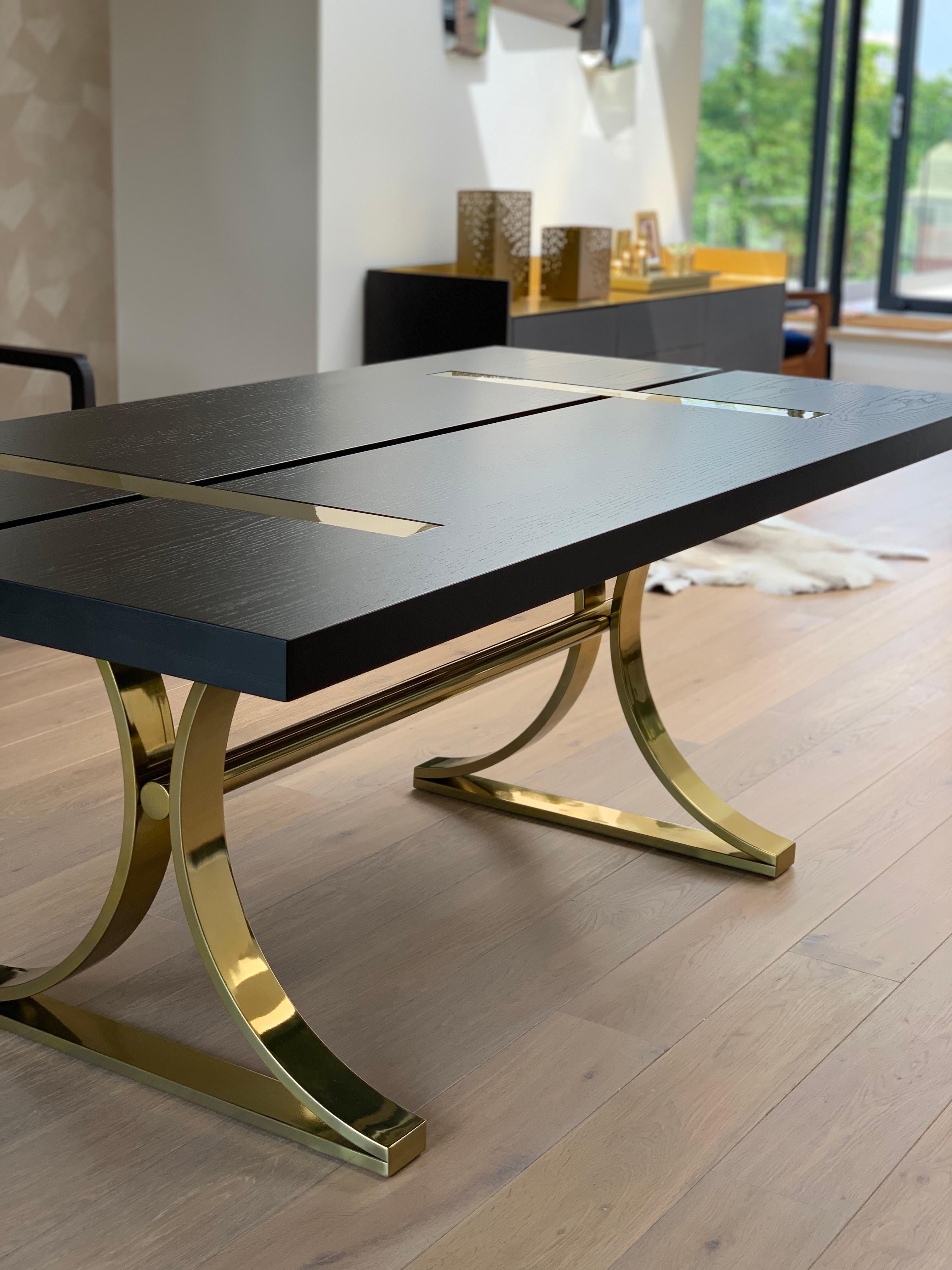 Contemporary Art Deco Inspired Vesta Dining Table in Antique Brass Tint  &Wood Veneer Surface For Sale