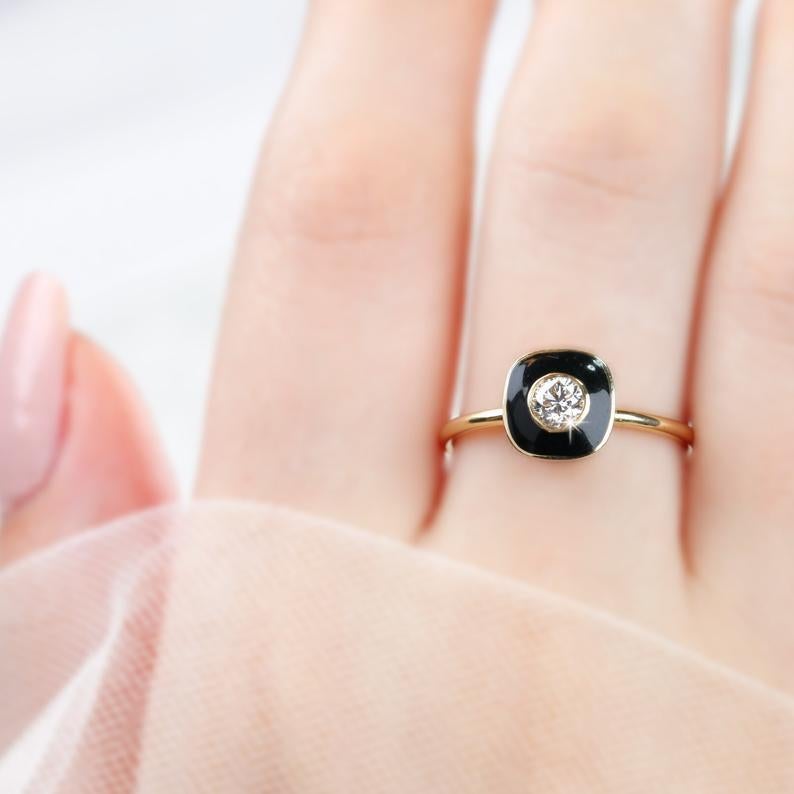 Artdeco Style 0.66 Carat Rose Cut Diamond Gold Ring with Black Enameled, Art Deco Rose Cut 0.66 Ct Black Enameled Stackable 14 Carat Solid Gold Ring, Statement Ring Gift for Her created by hands from ring to the stone shapes.

I used brillant